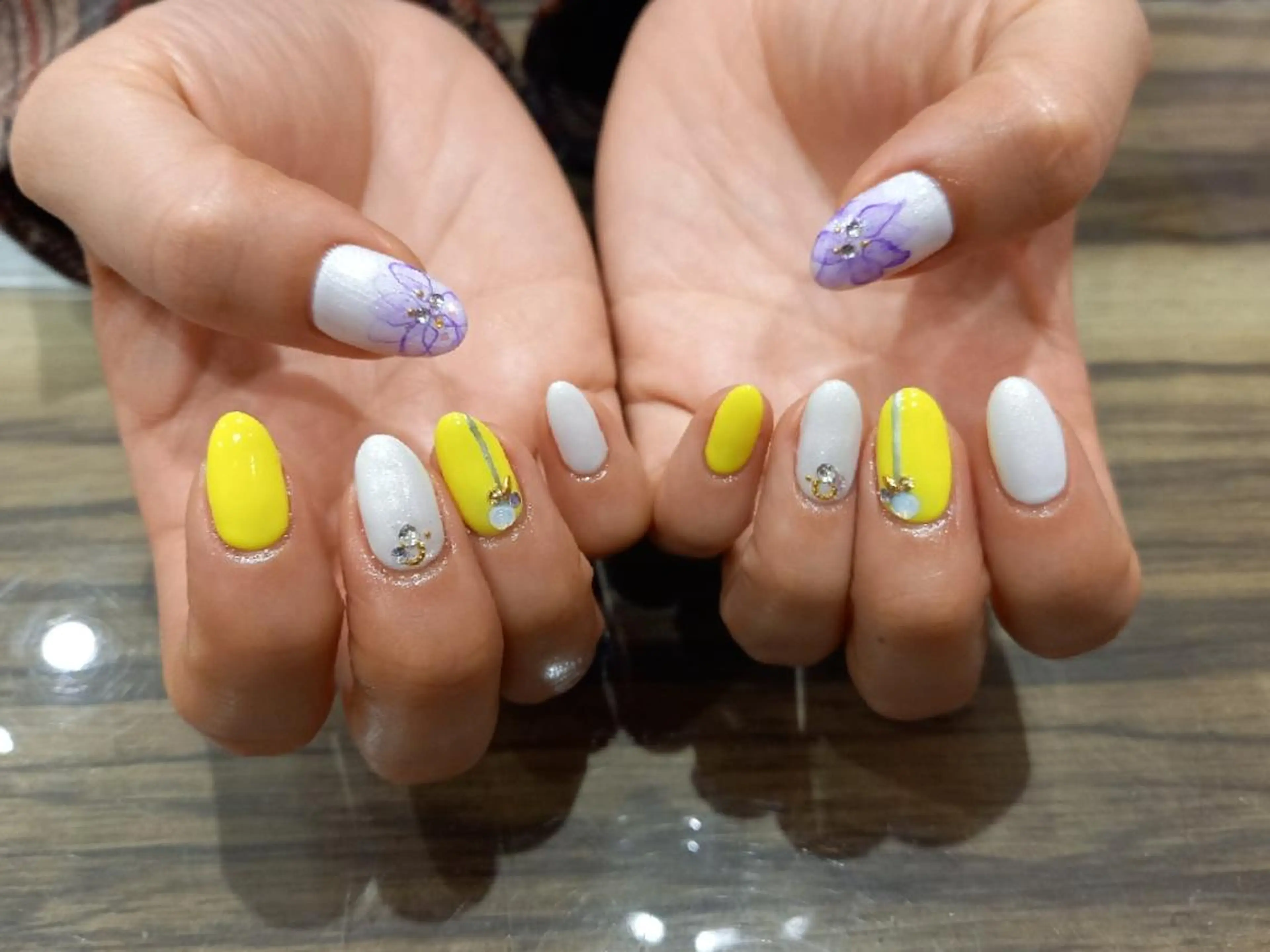 ネイル ハンドネイル Progress Nailのヘアスタイル
