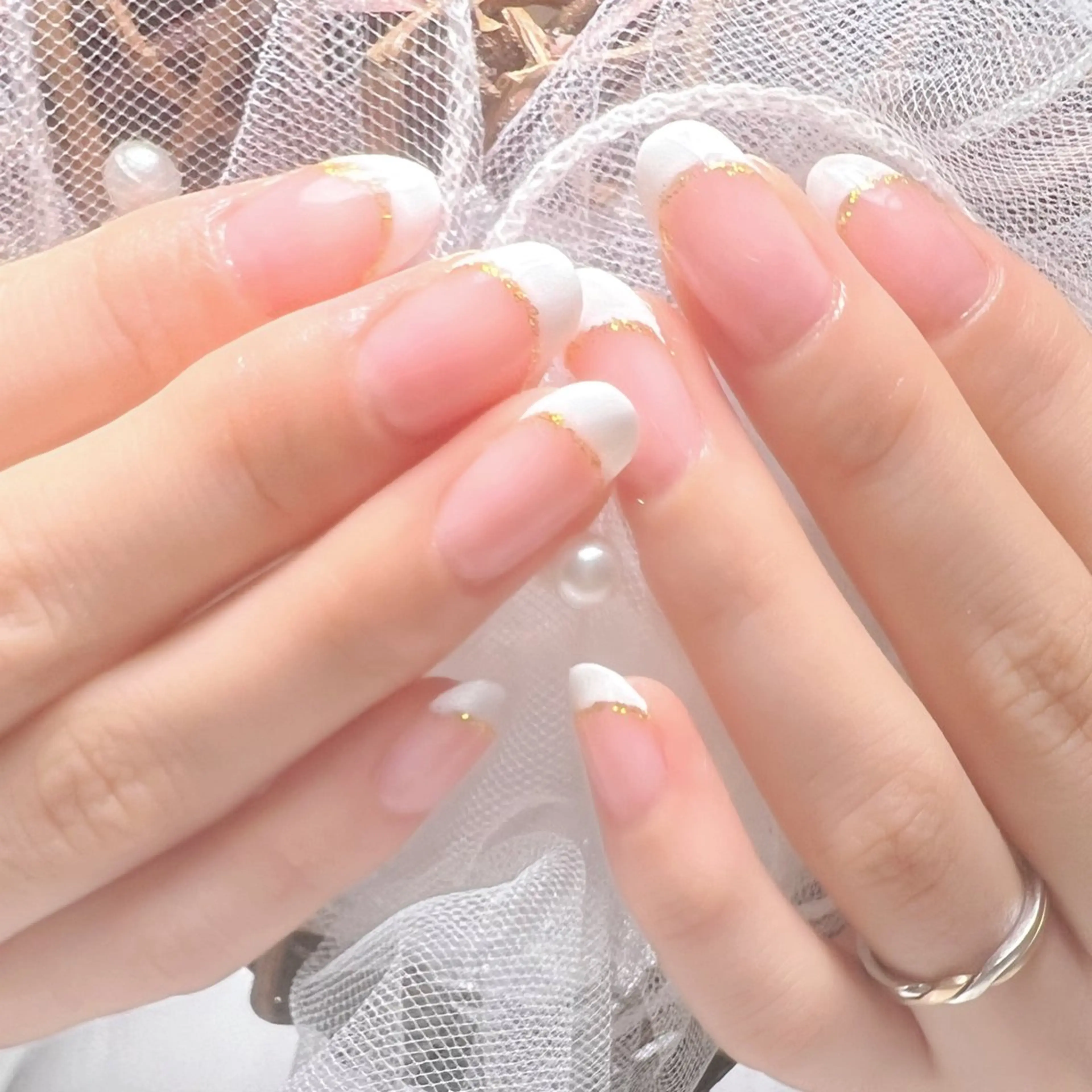 ネイル ブルー グラデーション ラメ(グリッター) ワンカラーネイル シンプルネイル ハンドネイル arisa💎 puchi nailのネイルデザイン