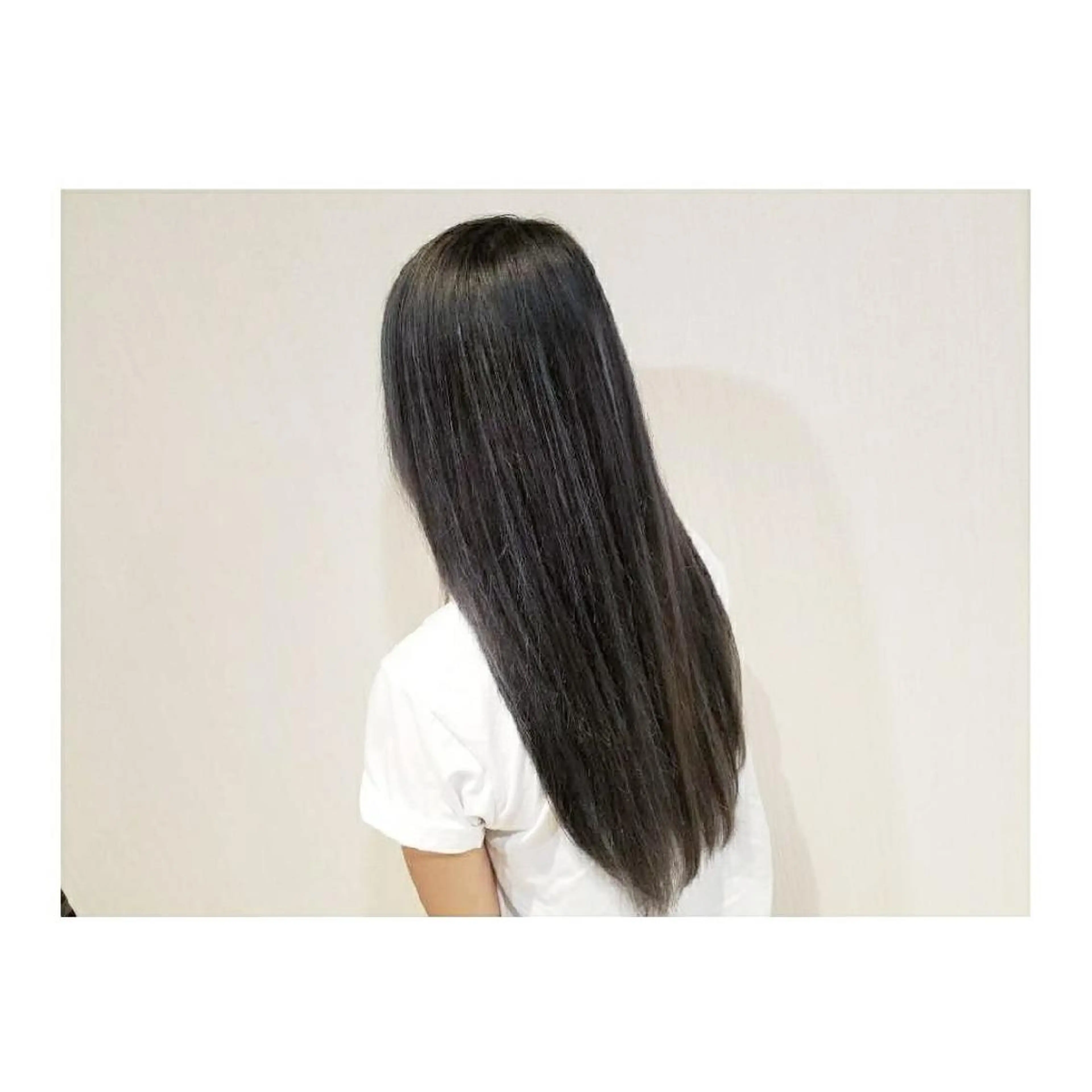 ロング アッシュ Luana 矢場町のヘアスタイル