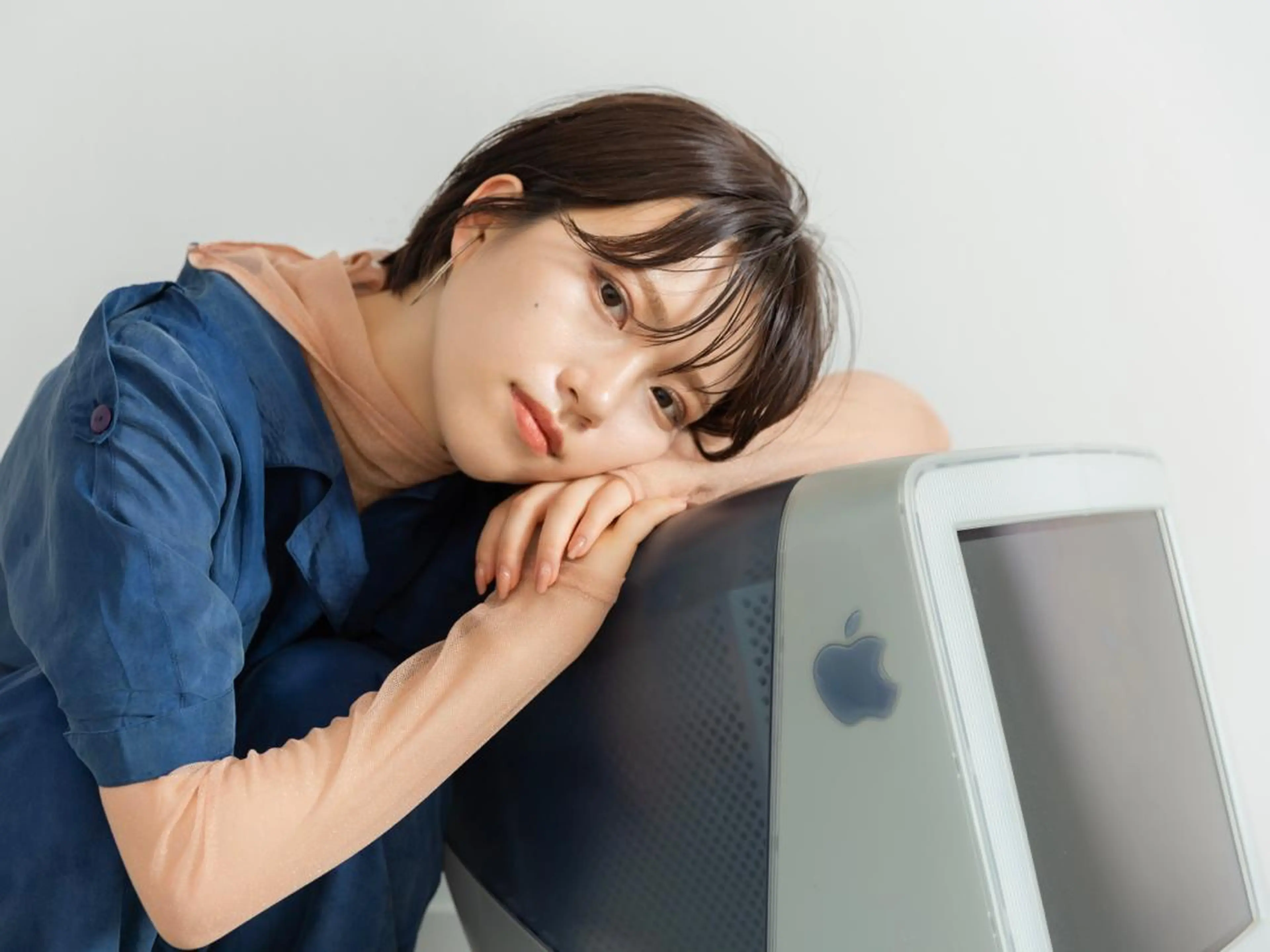 ショート カラー ツジガキ ユウスケのヘアスタイル