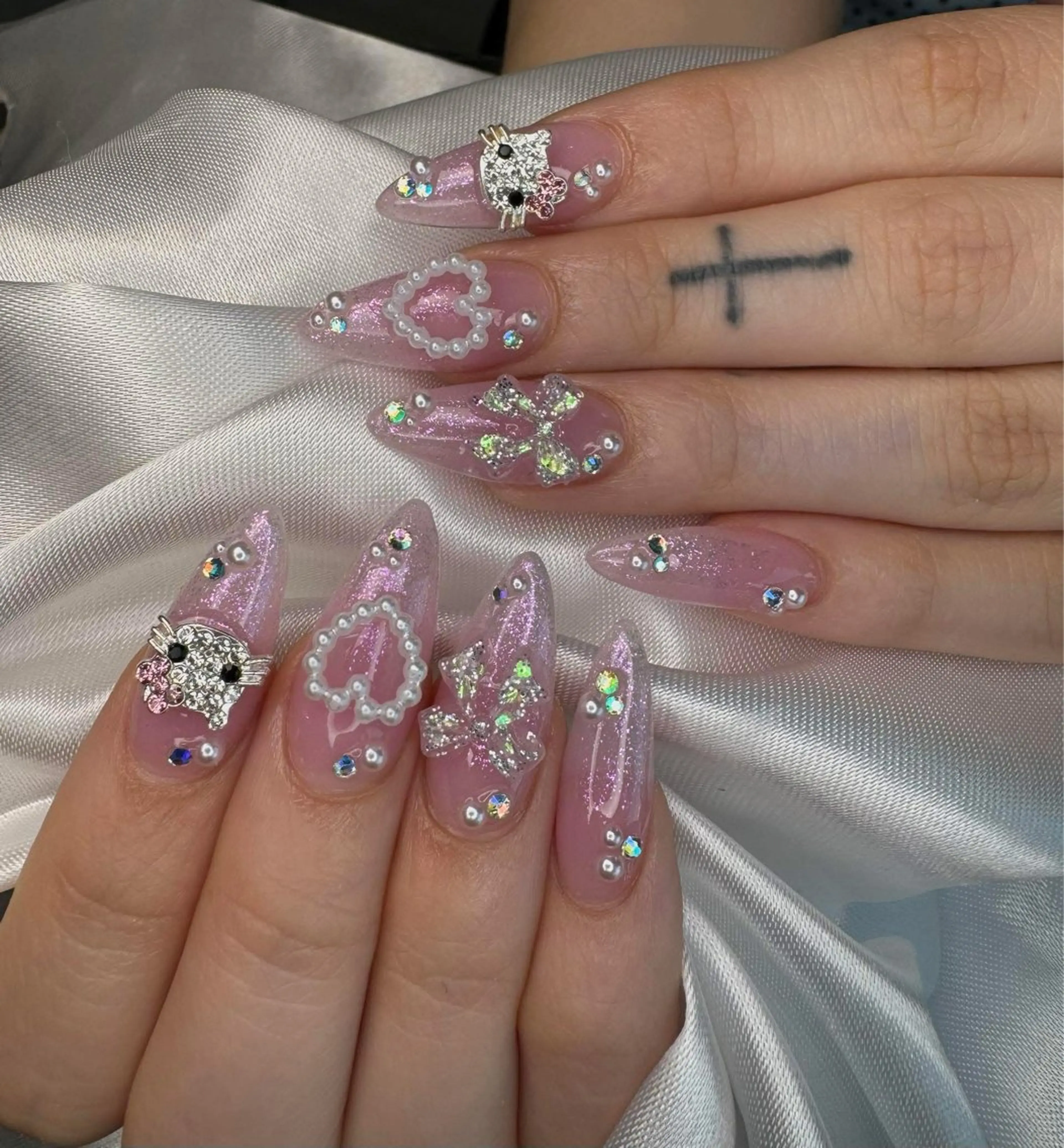 ネイル an nail salon所属・Annail Rubyのネイルデザイン