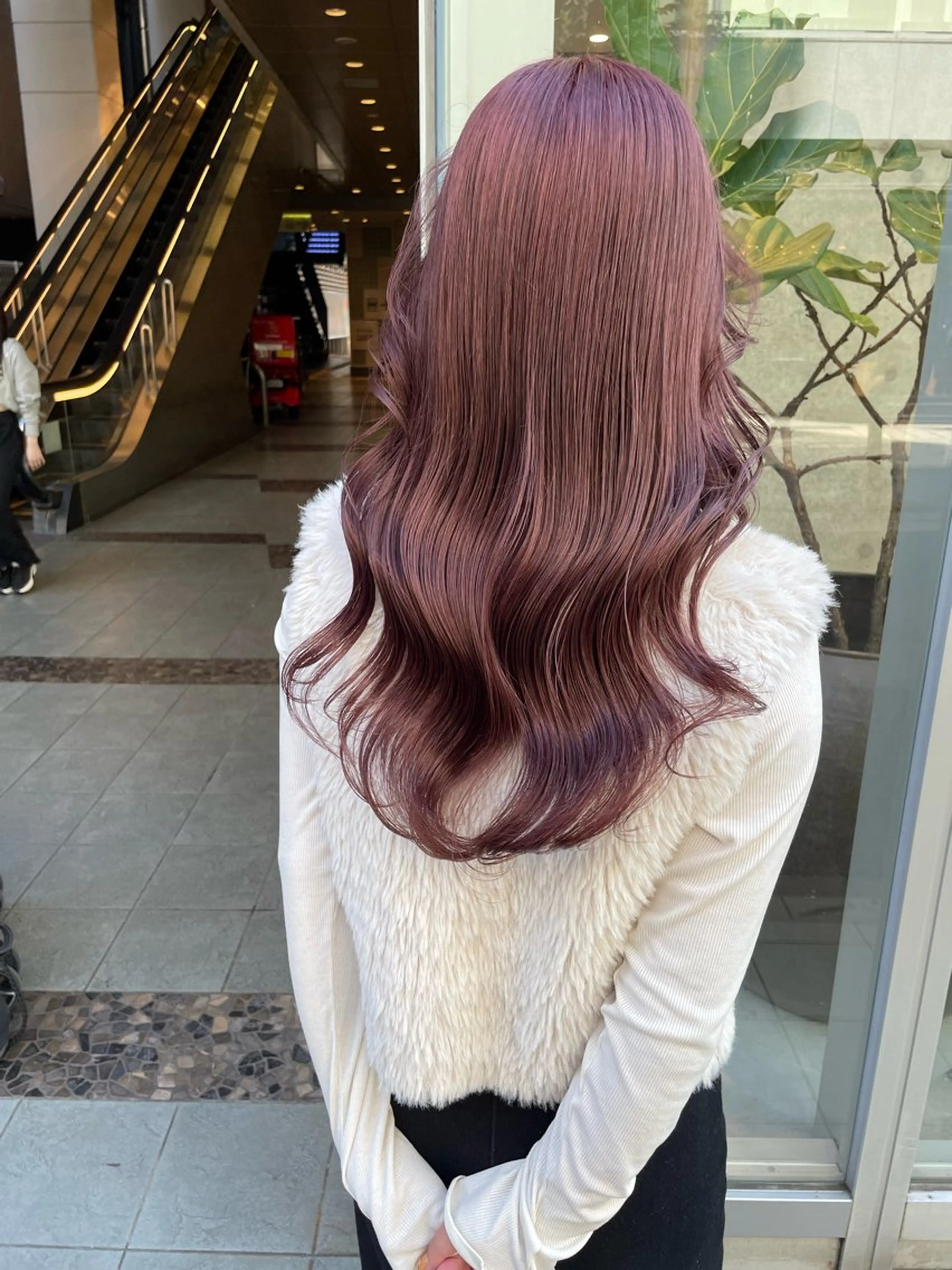 ロング カラー カット ヘアカラー トリートメント 髪質改善will hairdesignのヘアスタイル