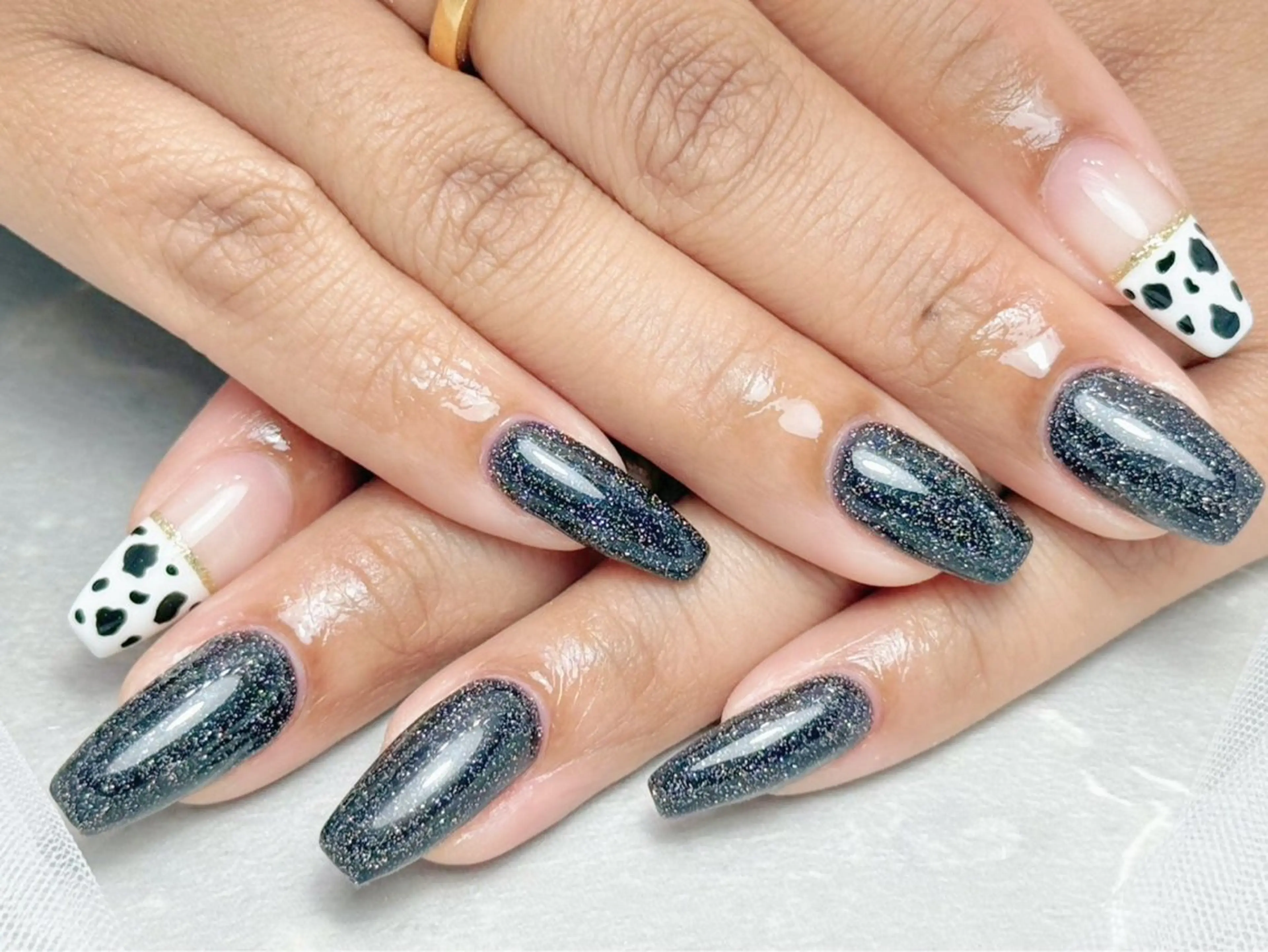 ネイル ハンドネイル マジックミラー所属・マジック ミラーのネイルデザイン