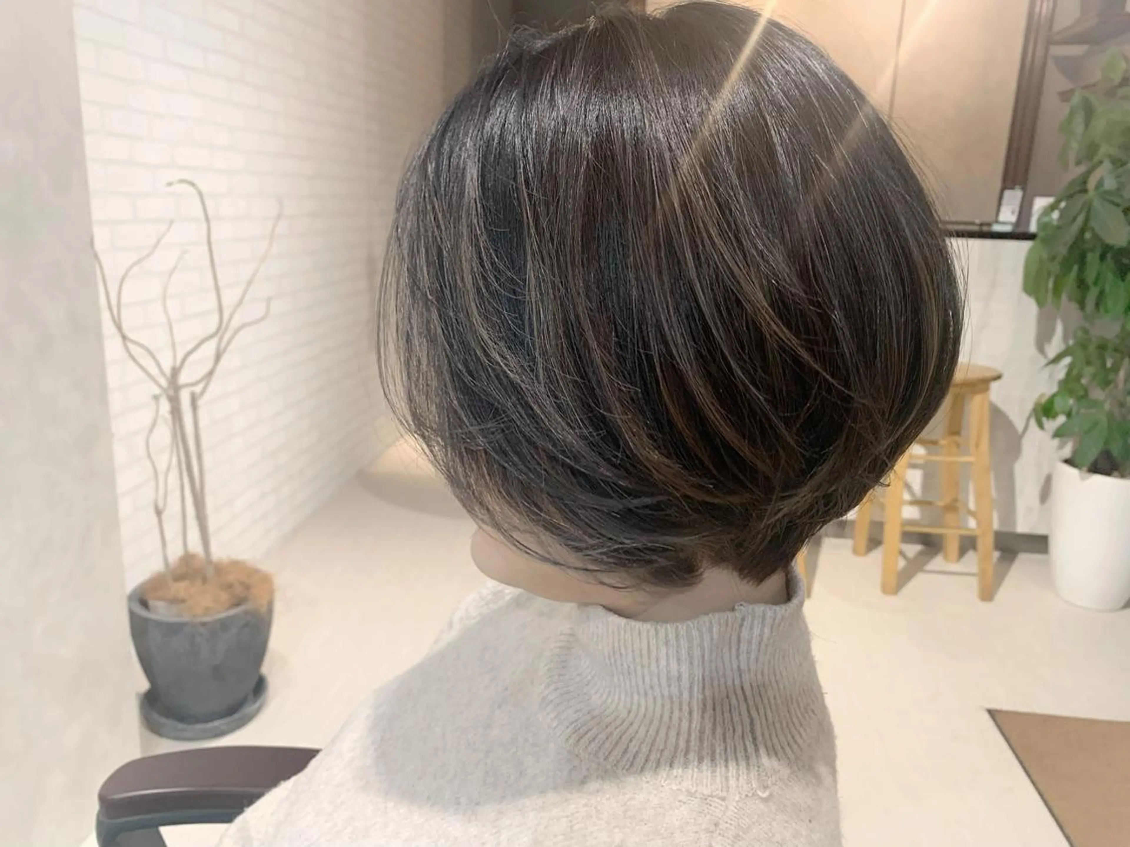 ショート カラー ハイライトカラー ハイライト EMANON天神所属・Hitomi Ezakiのヘアスタイル