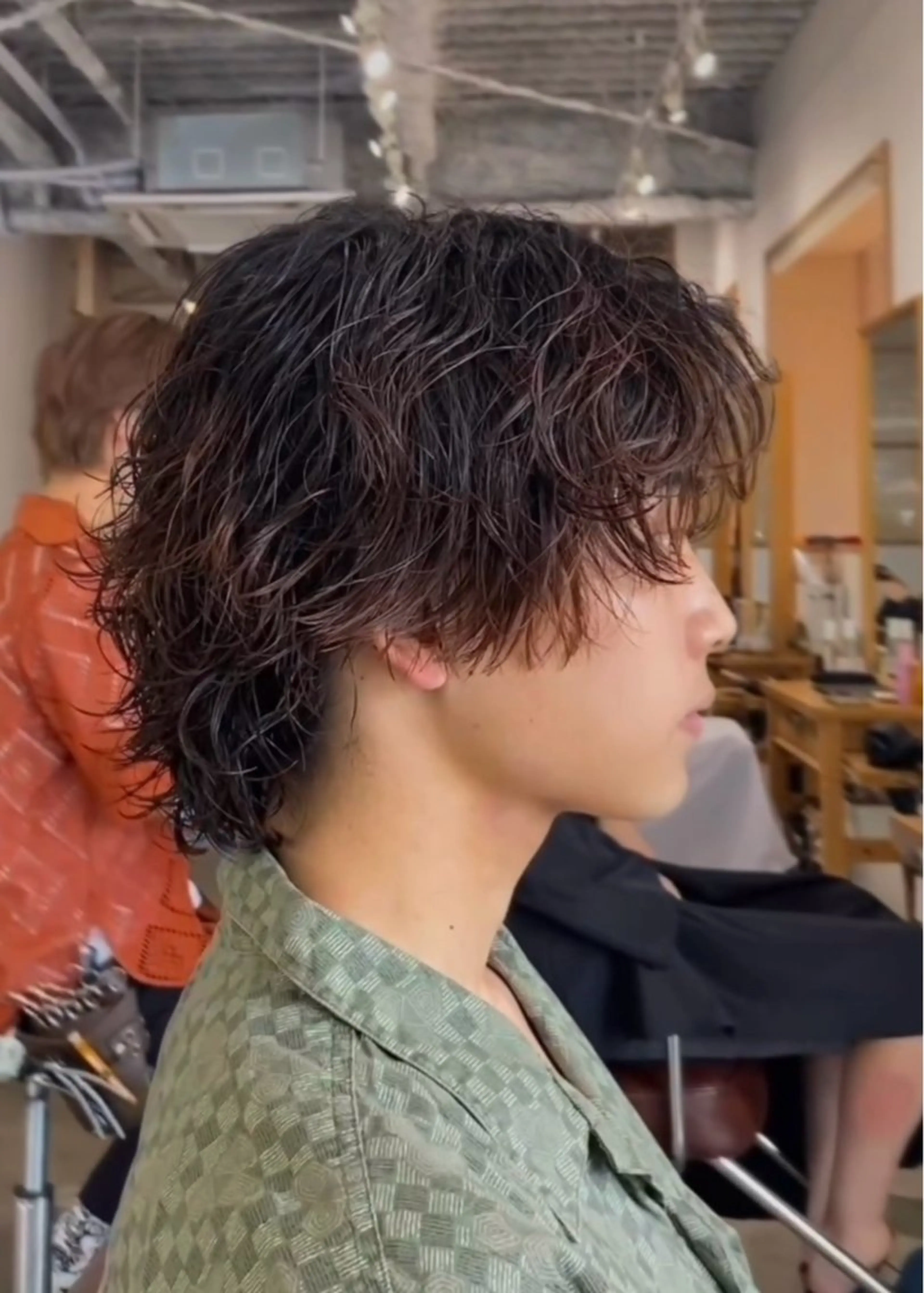 ミディアム パーマ ミディアムパーマ ウルフカット SALON所属・東海市SALON men's限定のヘアスタイル