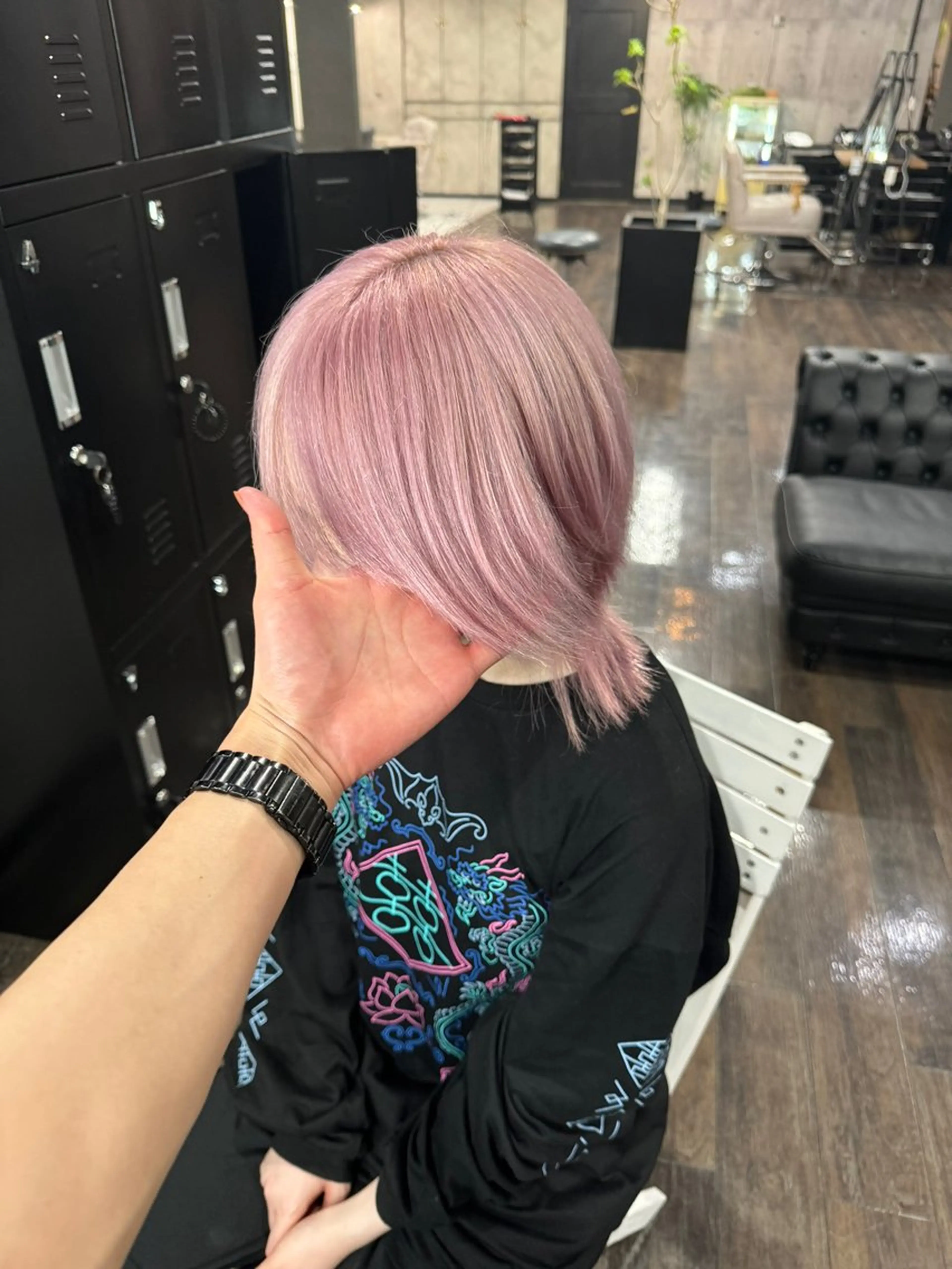 【8月平日限定🍉】2回ブリーチ＋オンカラー+トリートメント💥の写真