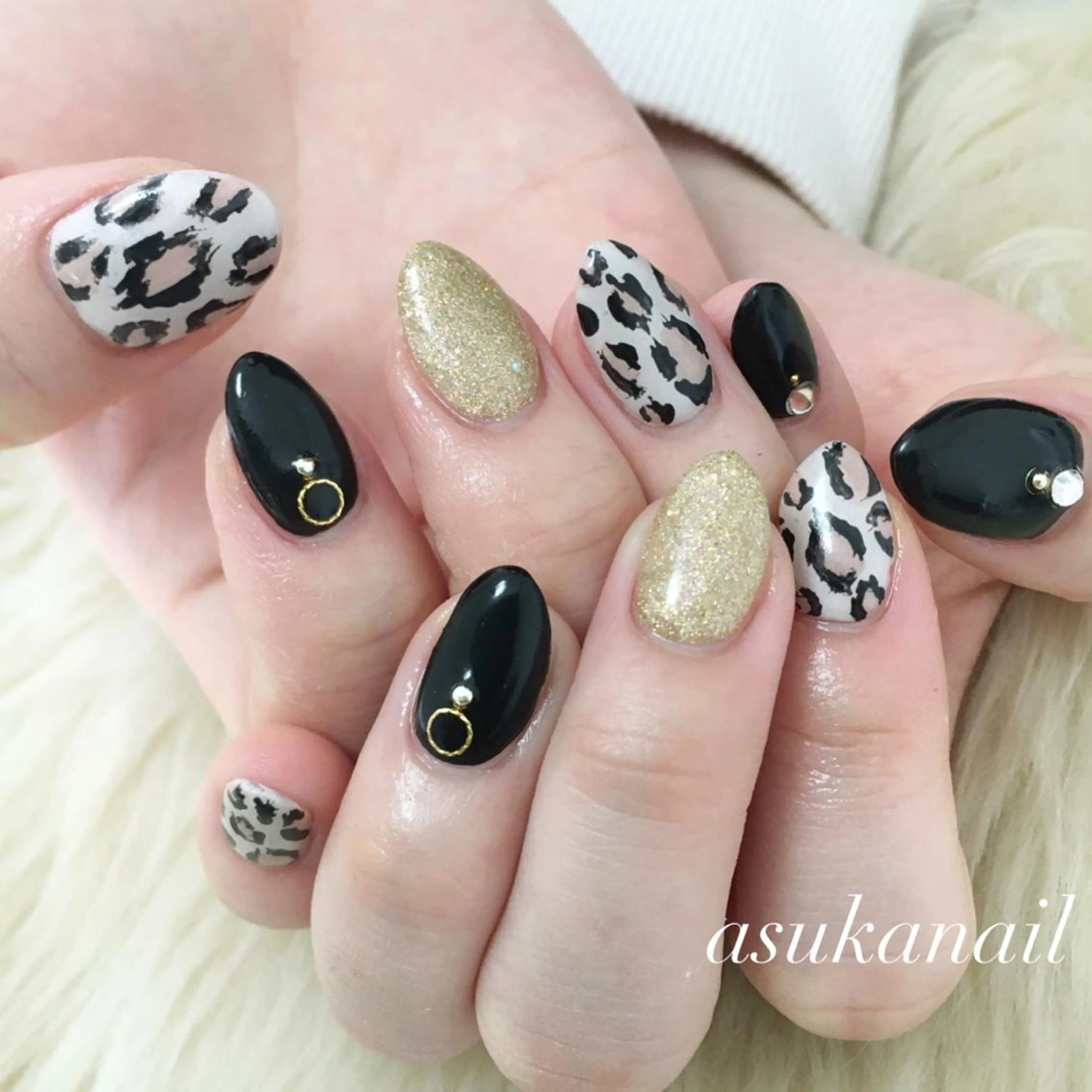 ネイル アートネイル ストーンネイル ハンドネイル La Colzaのネイルデザイン