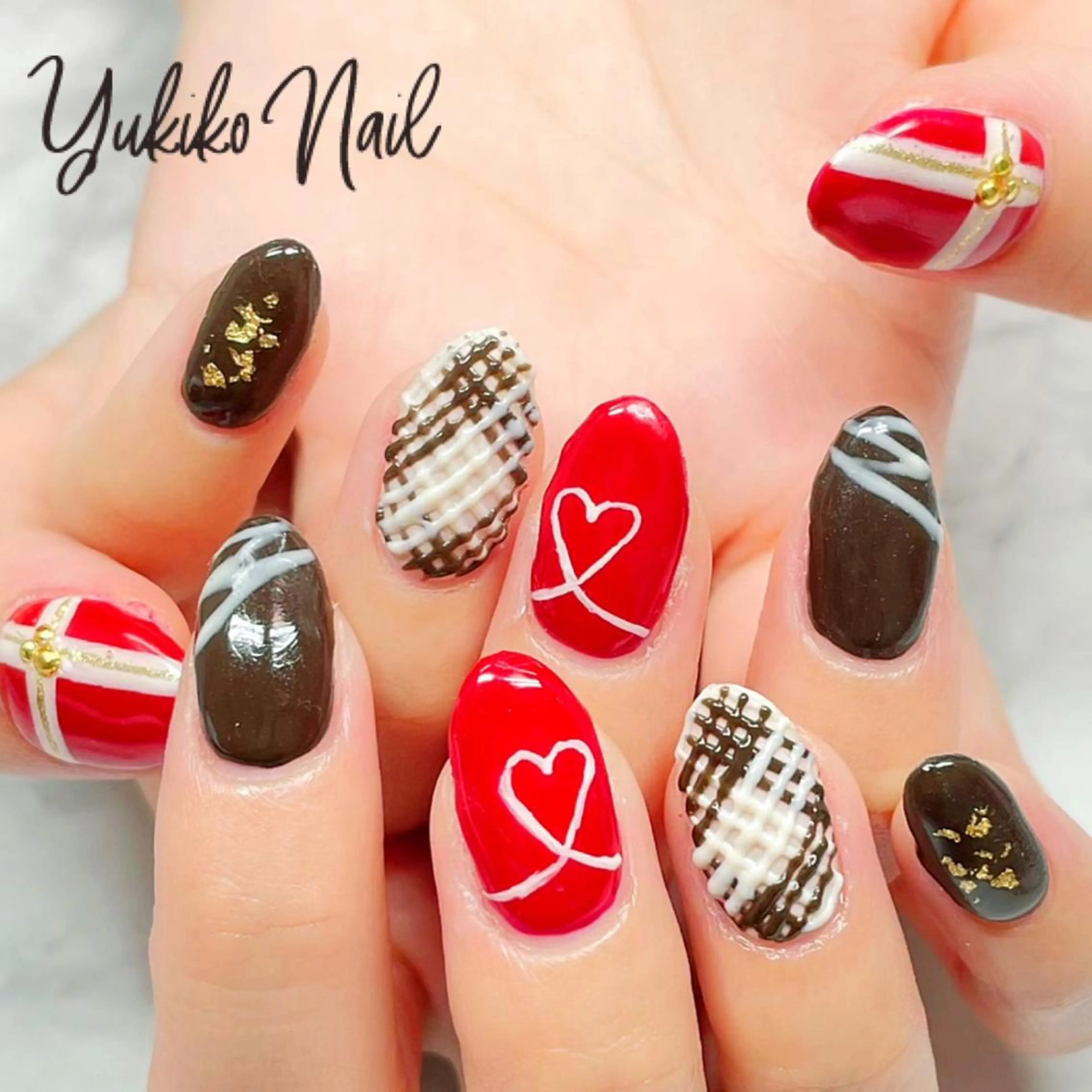 ネイル アートネイル ハート 赤色 バレンタイン ハンドネイル ユキコ ネイルのネイルデザイン
