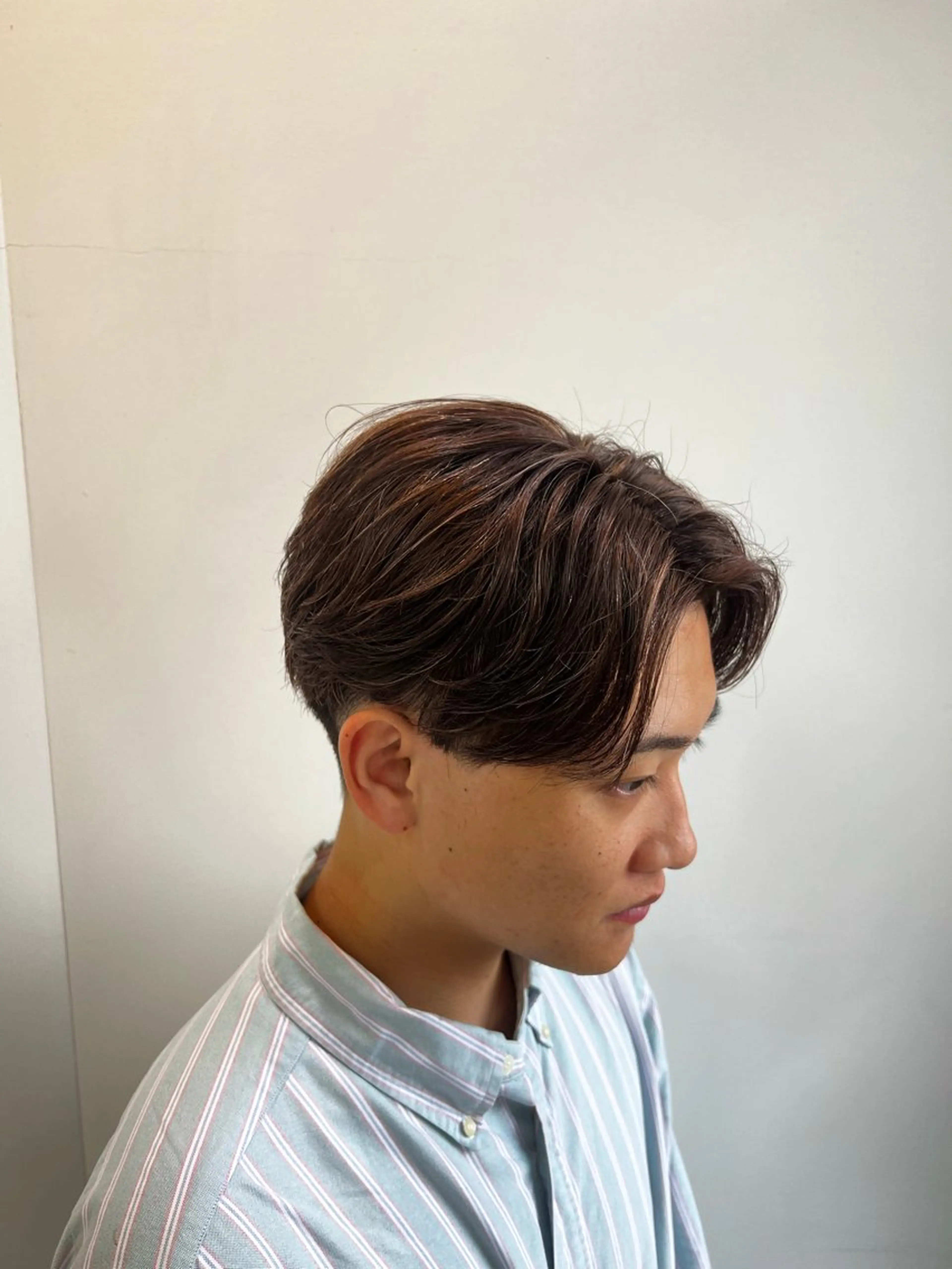 カラー メンズ カット ヘアカラー トリートメント 直毛細毛ボリューム メンズパーマハヤトのヘアスタイル