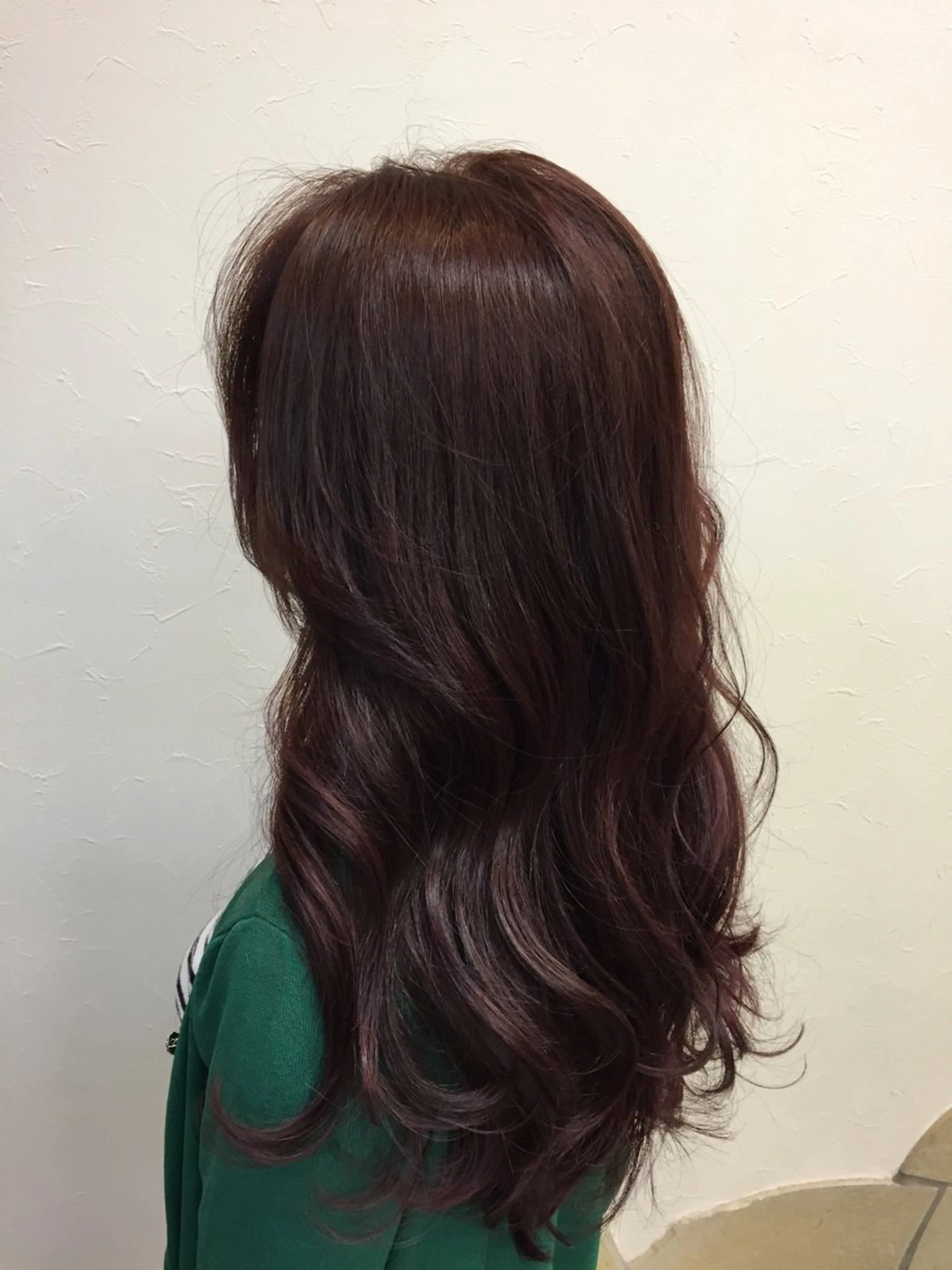 セミロング カラー ブラウンカラー 井上 竜成のヘアスタイル