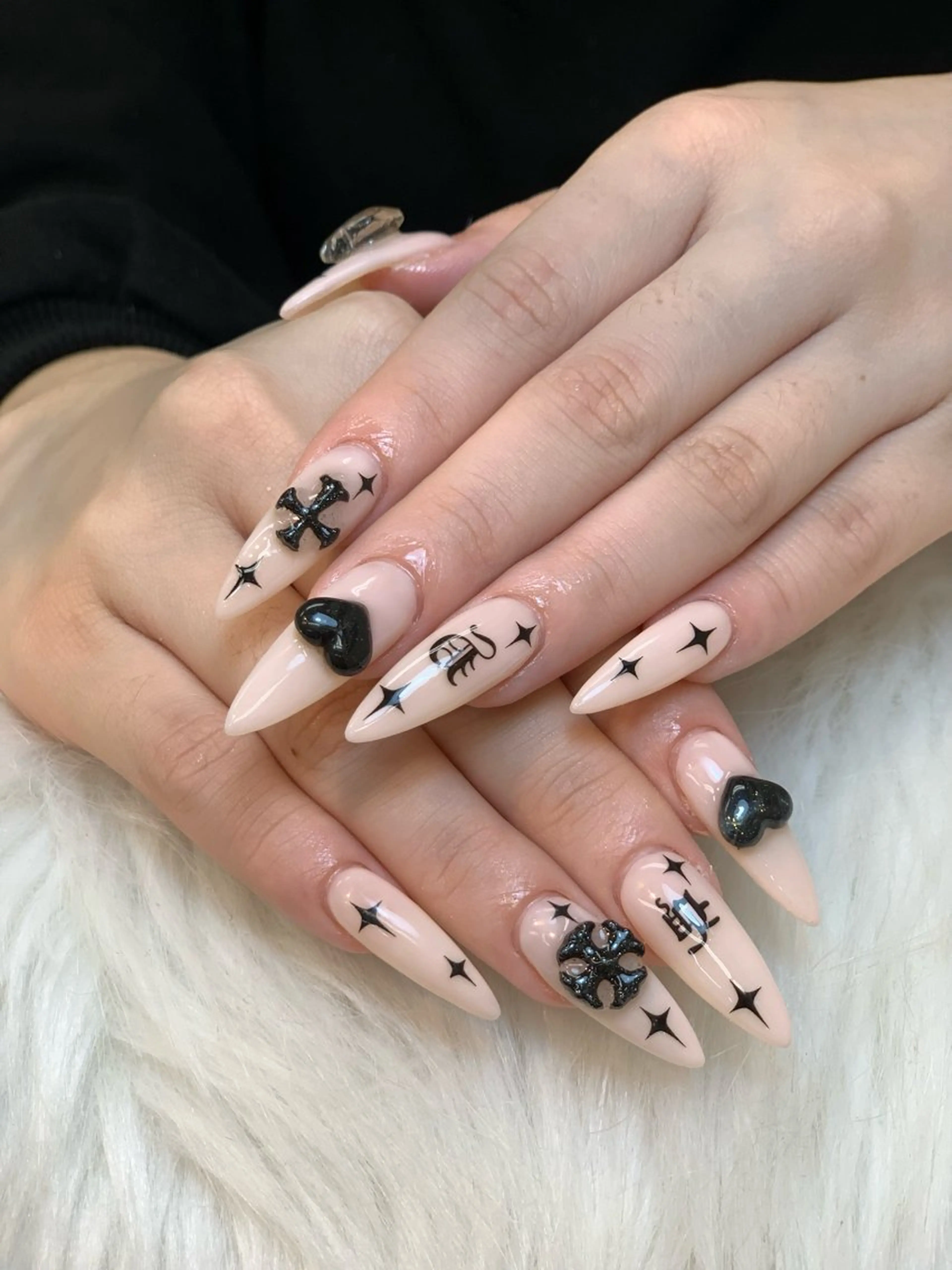 ネイル アートネイル 長さ出し ジェルネイル マグネットネイル ニュアンスネイル ハンドネイル Cloudy Chan Nailのネイルデザイン