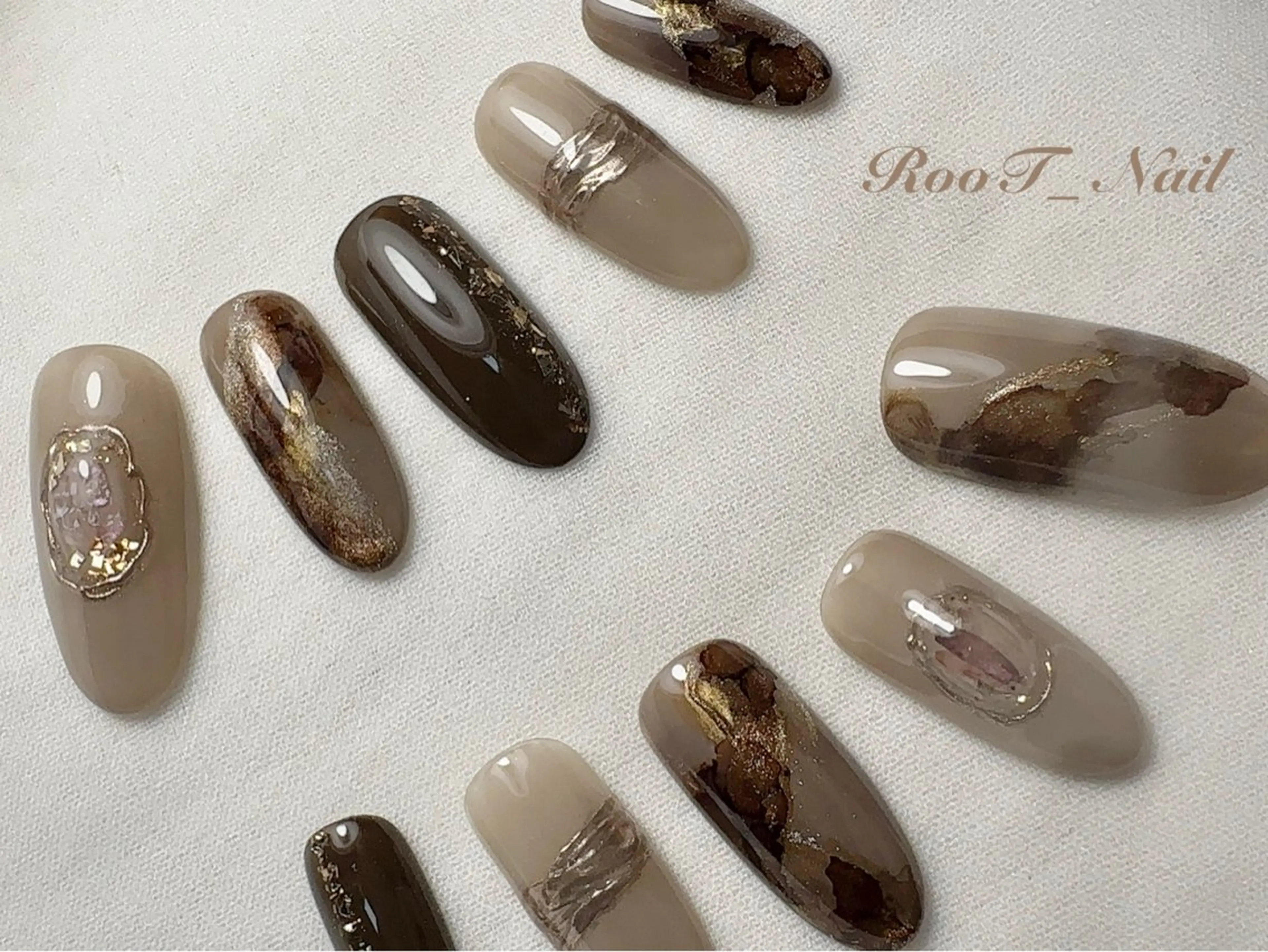 ネイル ハンドネイル RooT Nailのネイルデザイン