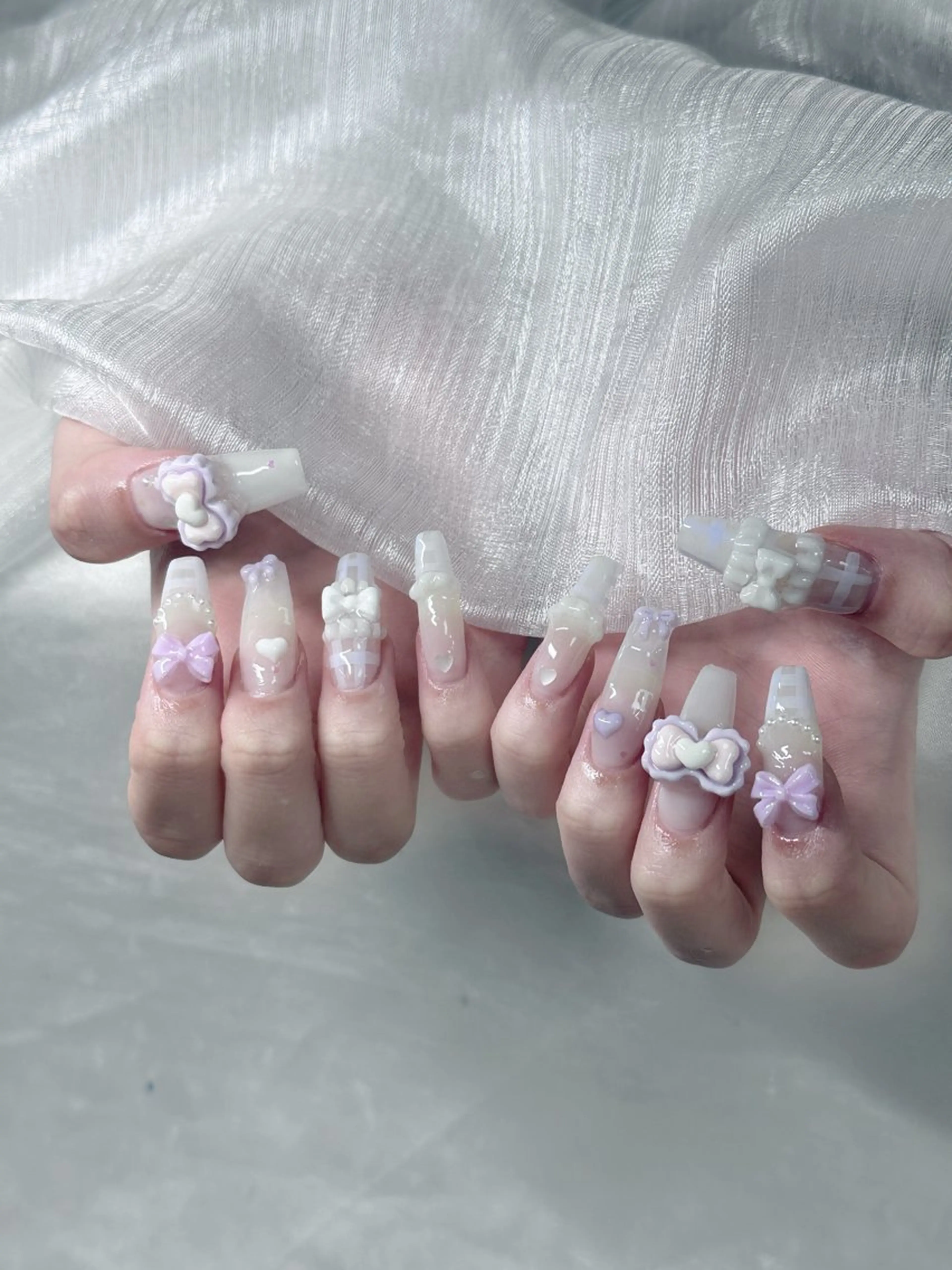 ネイル ハンドネイル Lumi nail所属・黄 田のネイルデザイン