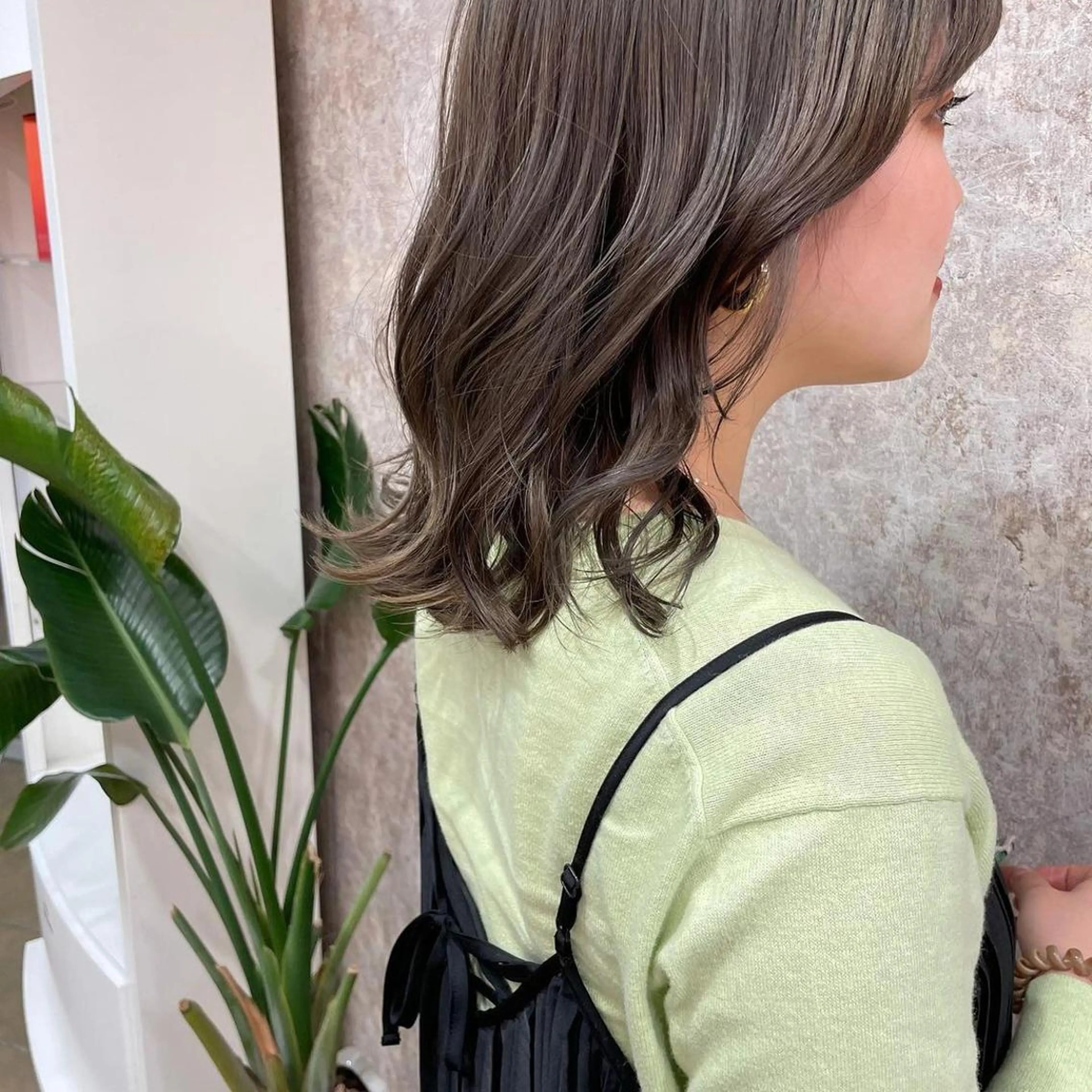 ミディアム カラー 髪質改善 Noe心斎橋店のヘアスタイル