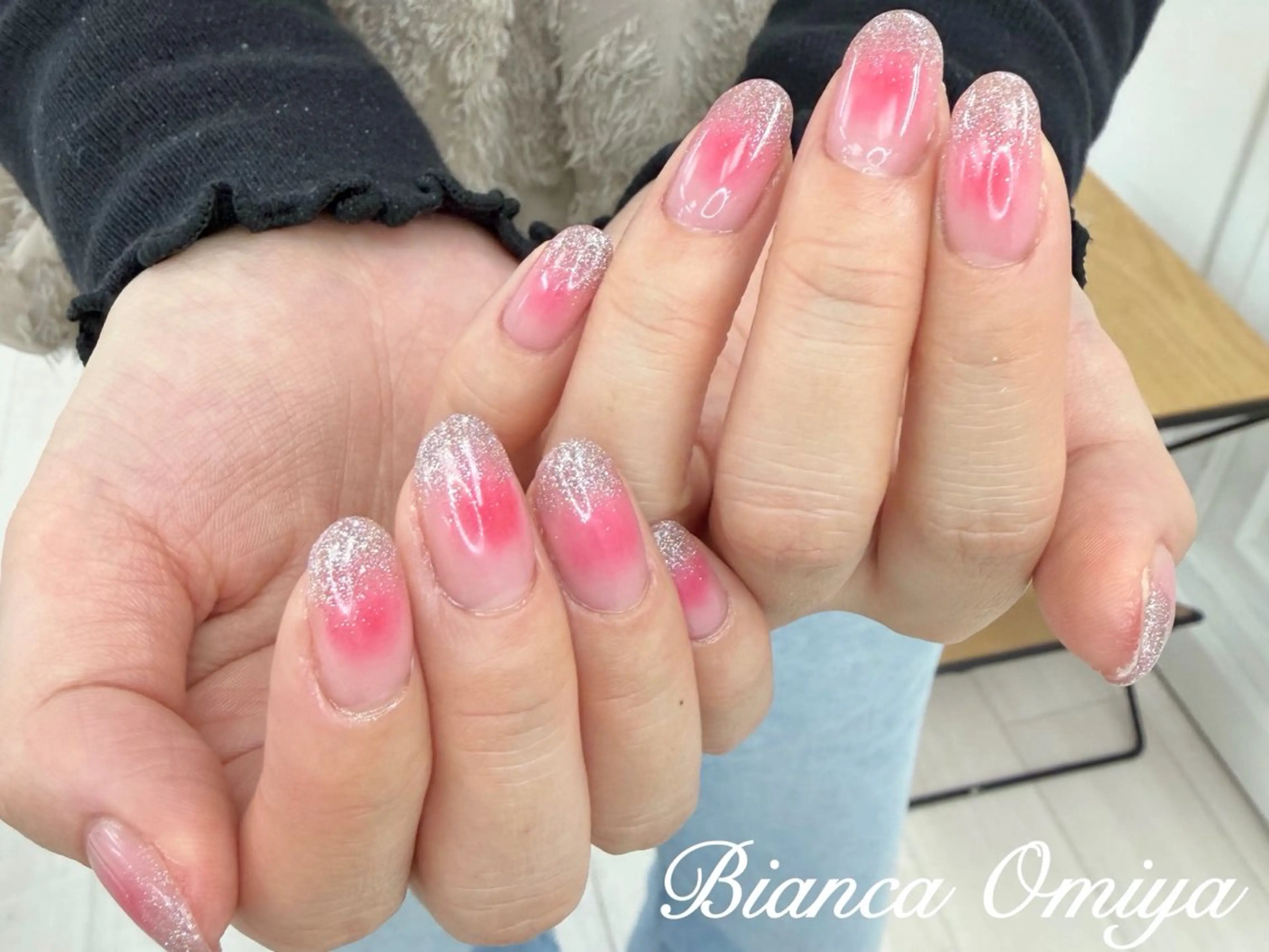 ネイル オーロラネイル フットネイル ジェルネイル マグネットネイル ミラーネイル ハンドネイル 岩松 沙耶のネイルデザイン