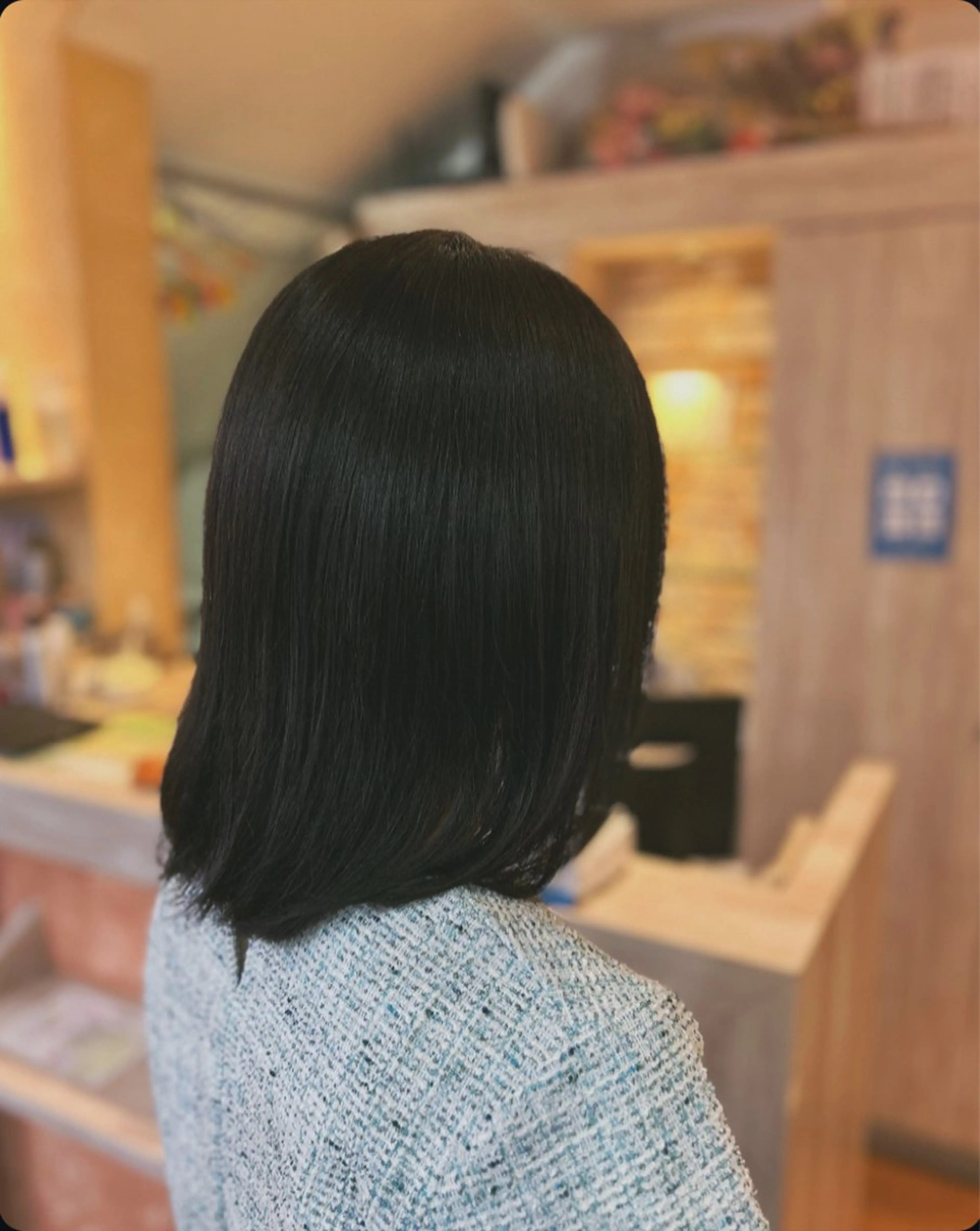 ミディアム ヘアカラー 馬越 優のヘアスタイル