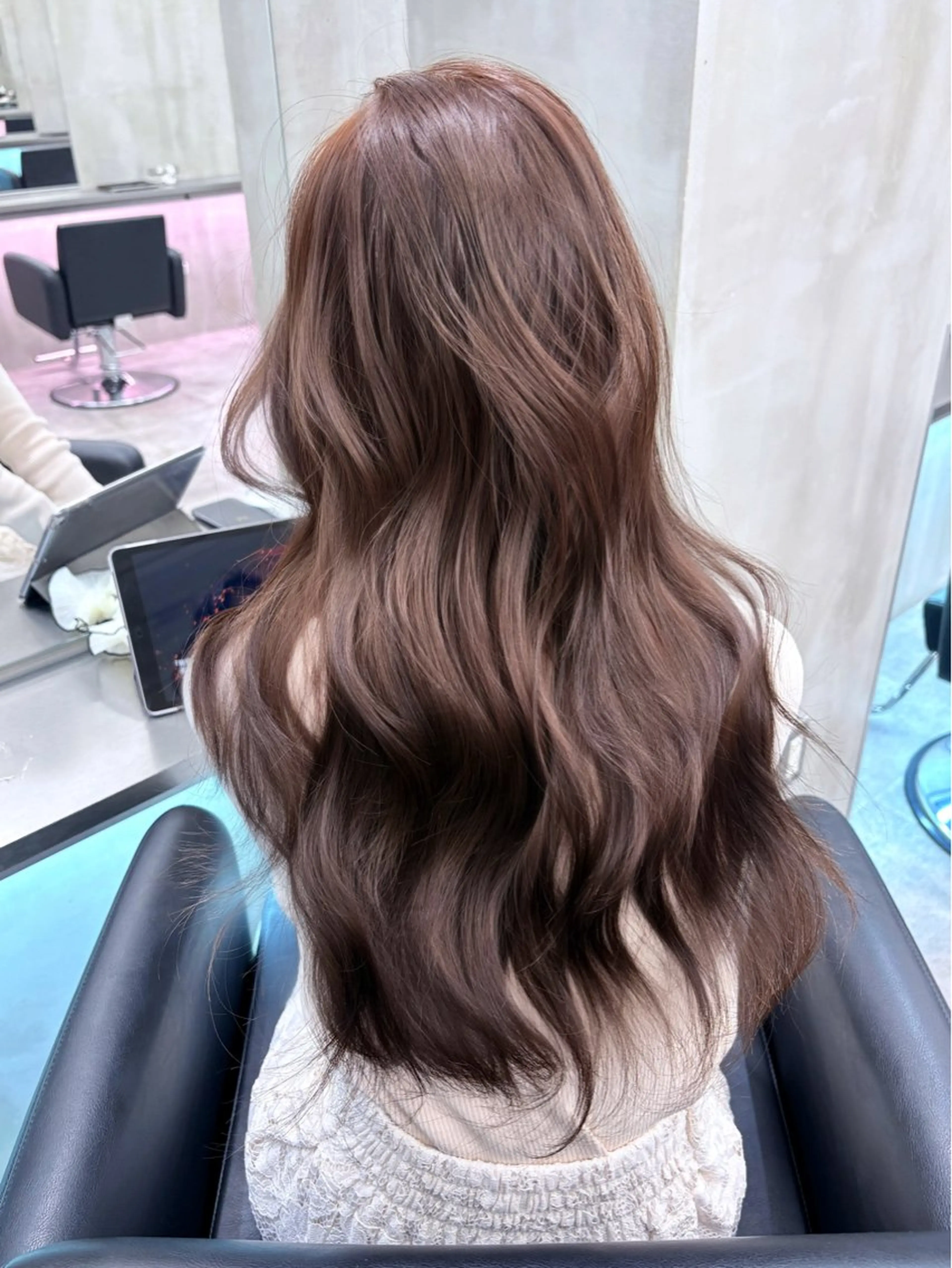ロング カラー ベージュカラー ブリーチ ダブルカラー ラベンダーカラー ラベンダーベージュ ヘアカラー the path shogo🌻のヘアスタイル