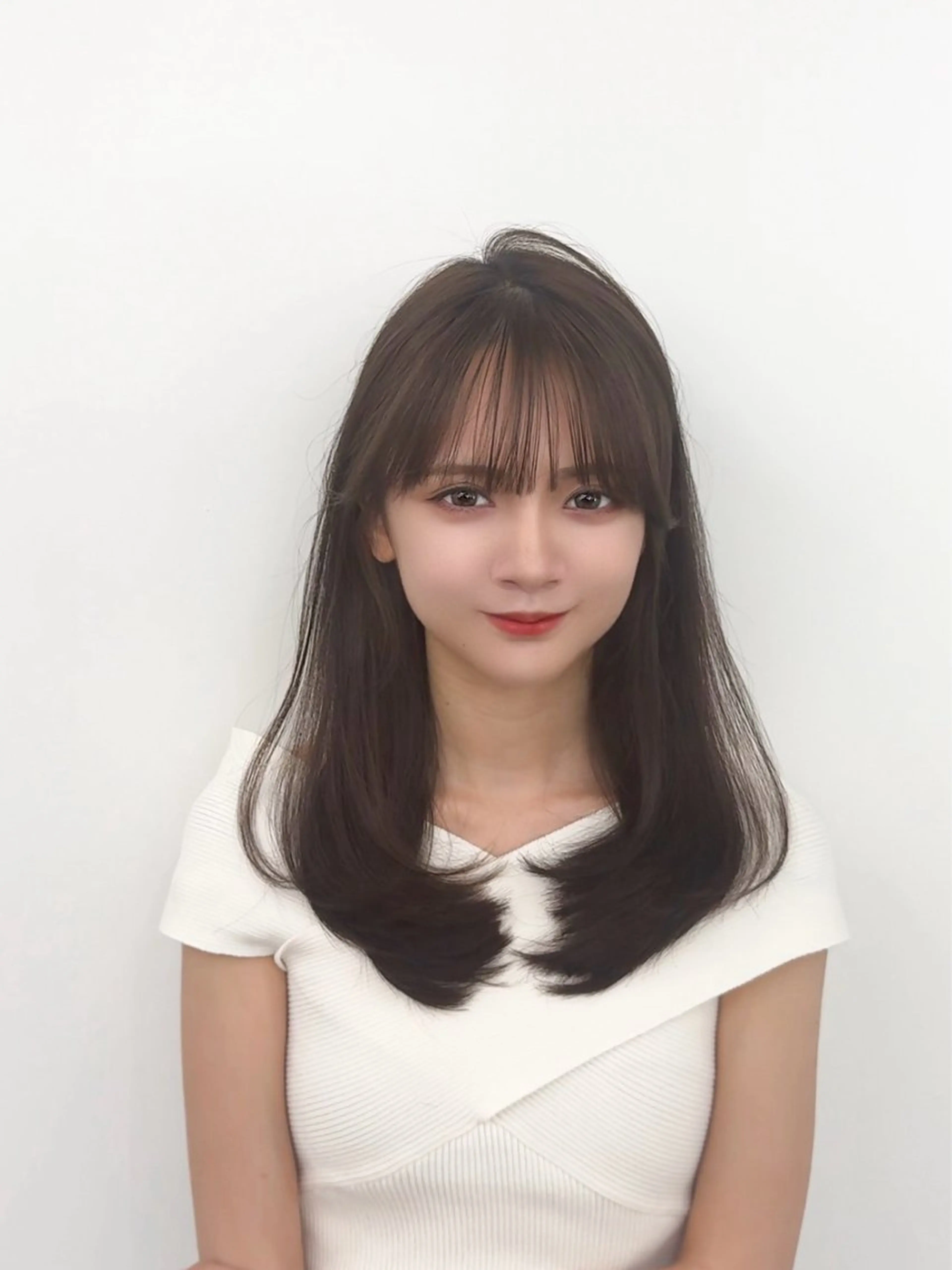 ミディアム カラー ヘアアレンジ カット ヘアカラー トリートメント 最小顔周りカット/ くびれヘア/窪田洸希のヘアスタイル