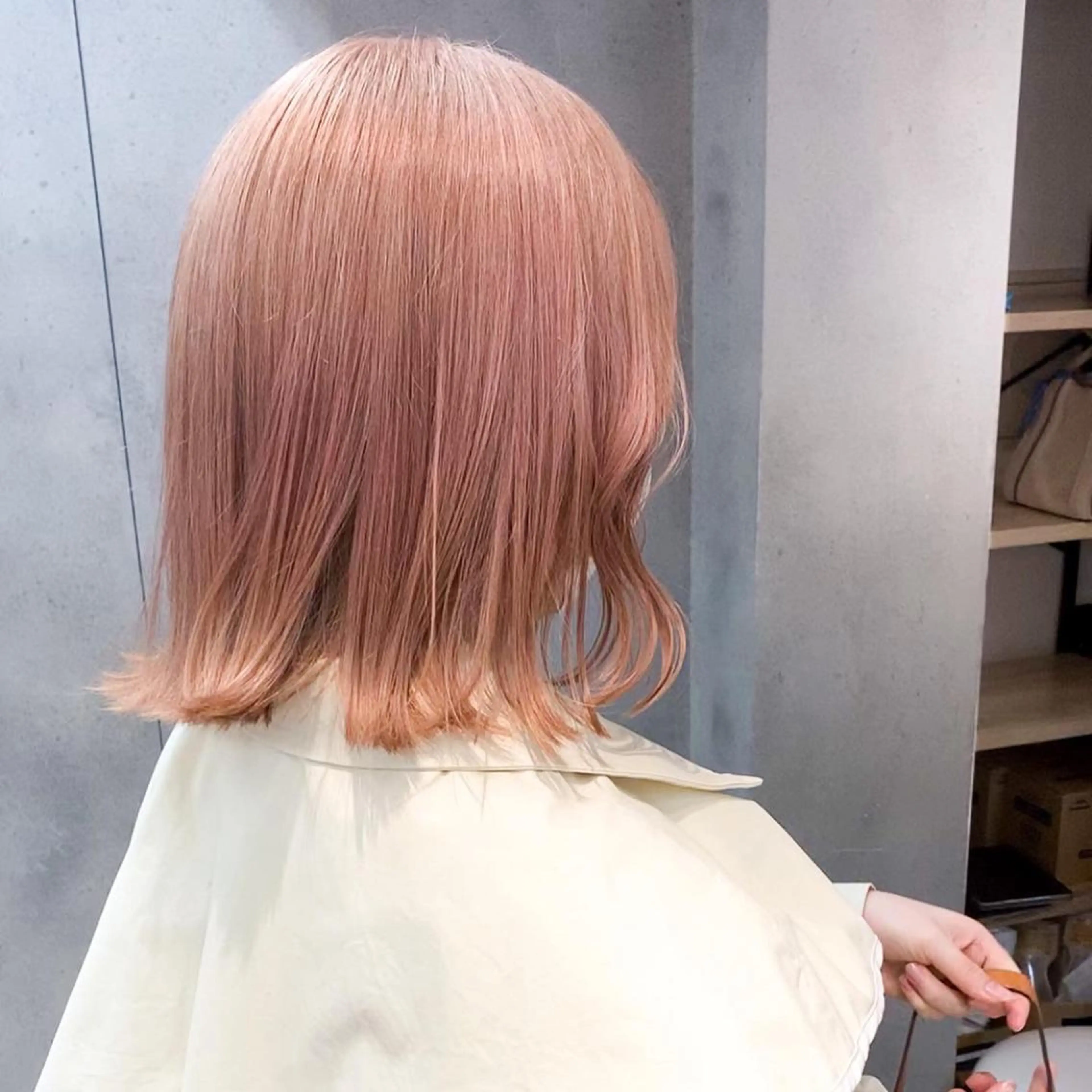 ショート カラー raika .のヘアスタイル