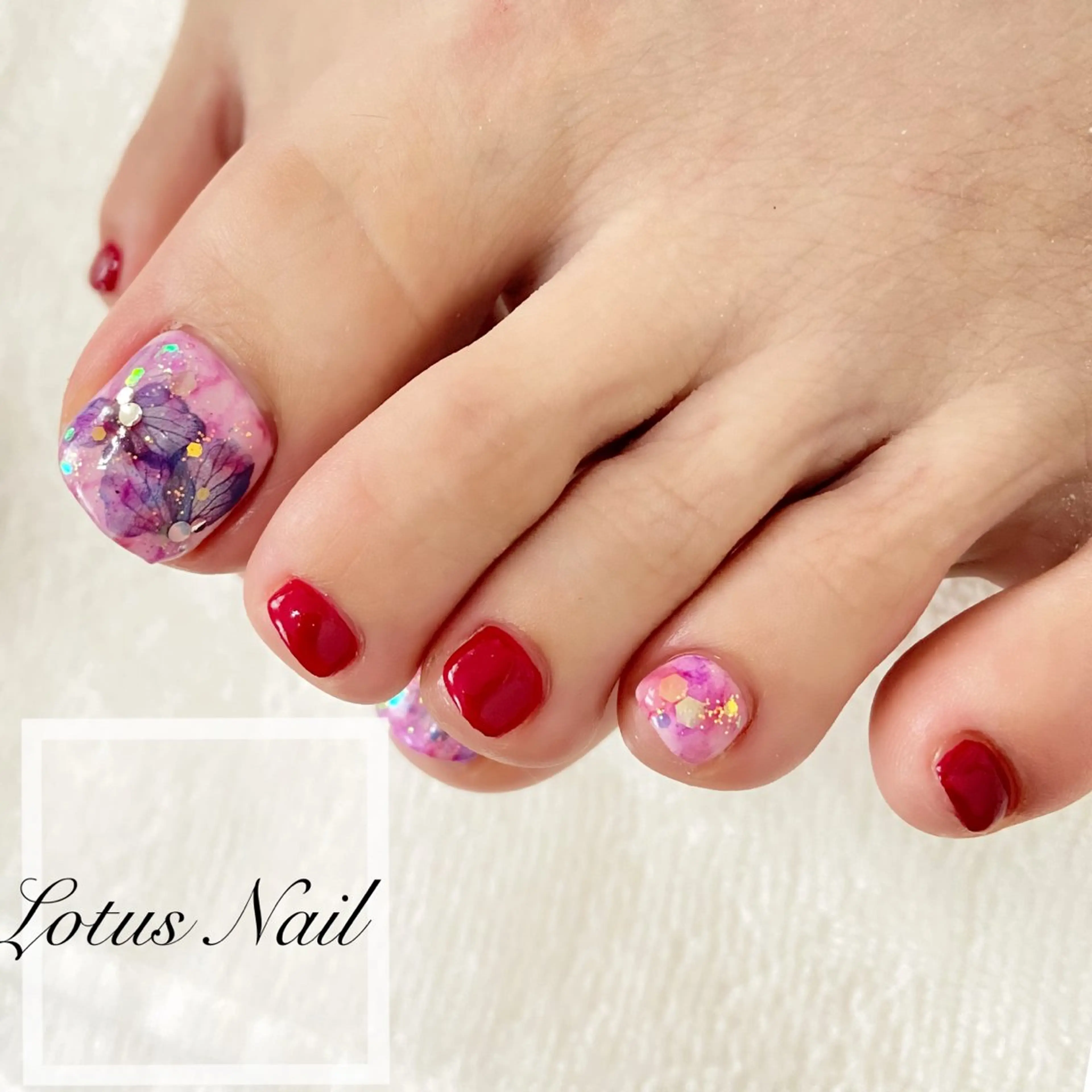 ネイル フットネイル フットネイル Lotus Nailのネイルデザイン