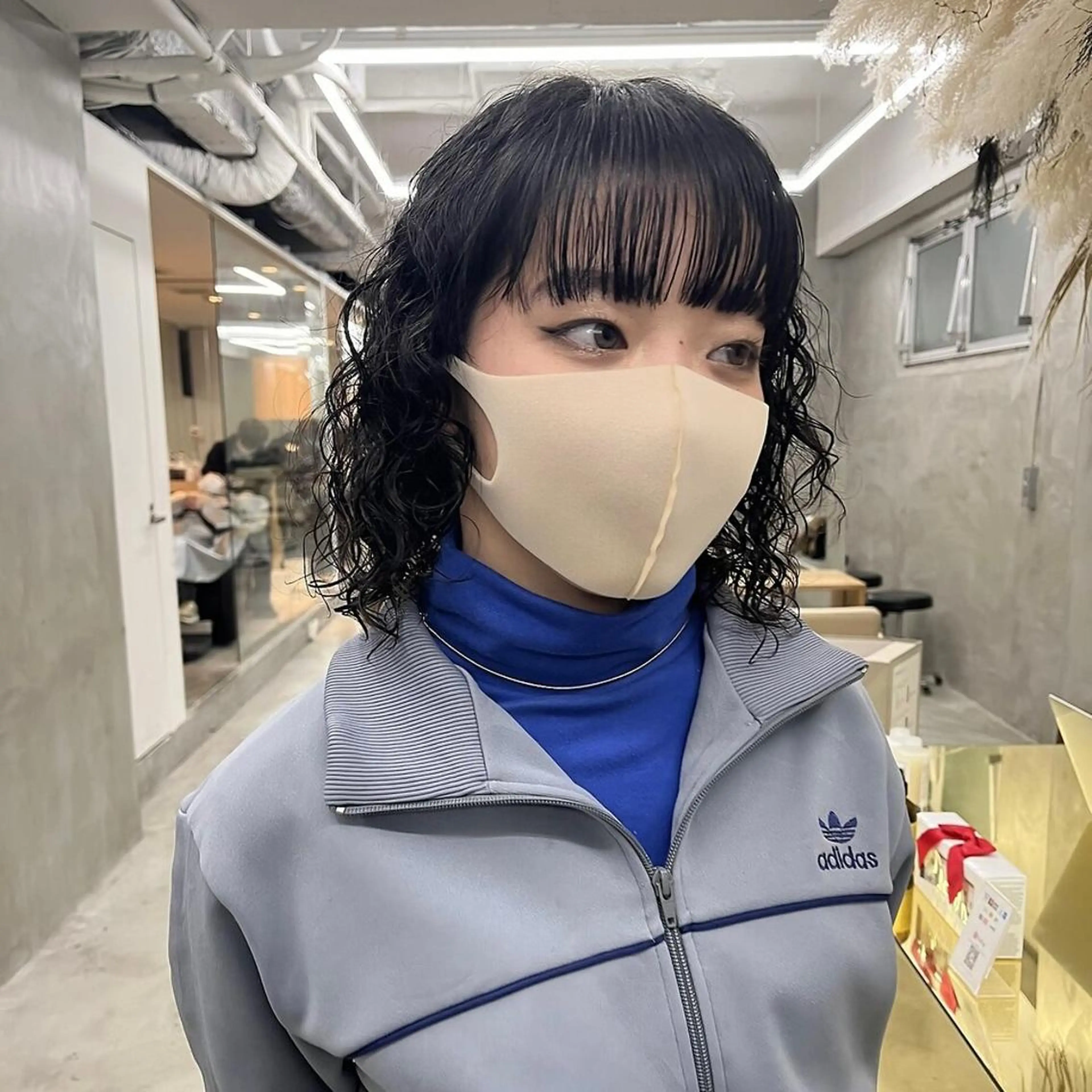 ミディアム カラー パーマ yiye 青山所属・無料カットモデル募集 🌱ひょうがのヘアスタイル