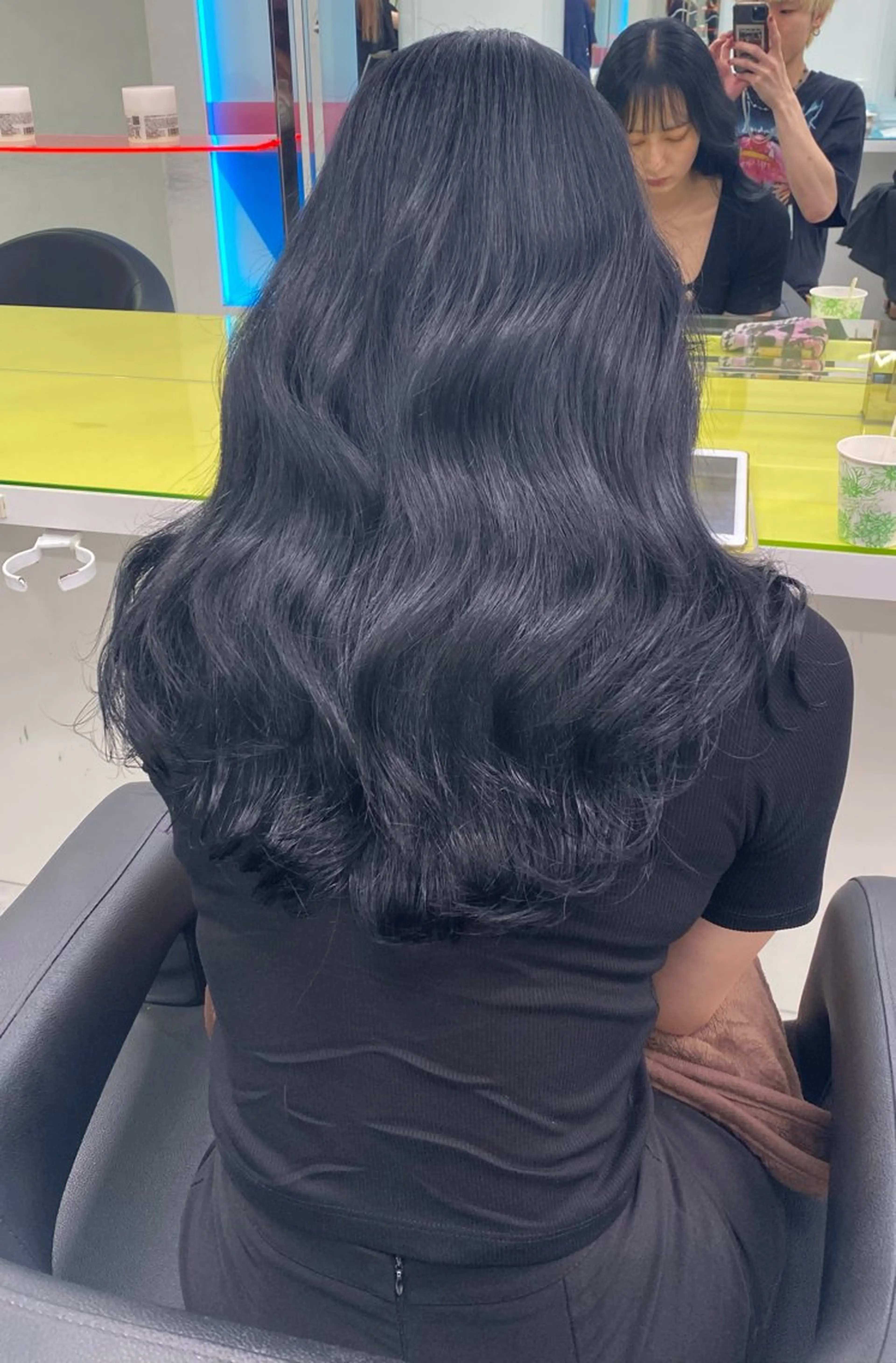 ロング カラー カット ヘアカラー トリートメント 韓国暗髪🩶レイヤー 🩶hayatoのヘアスタイル