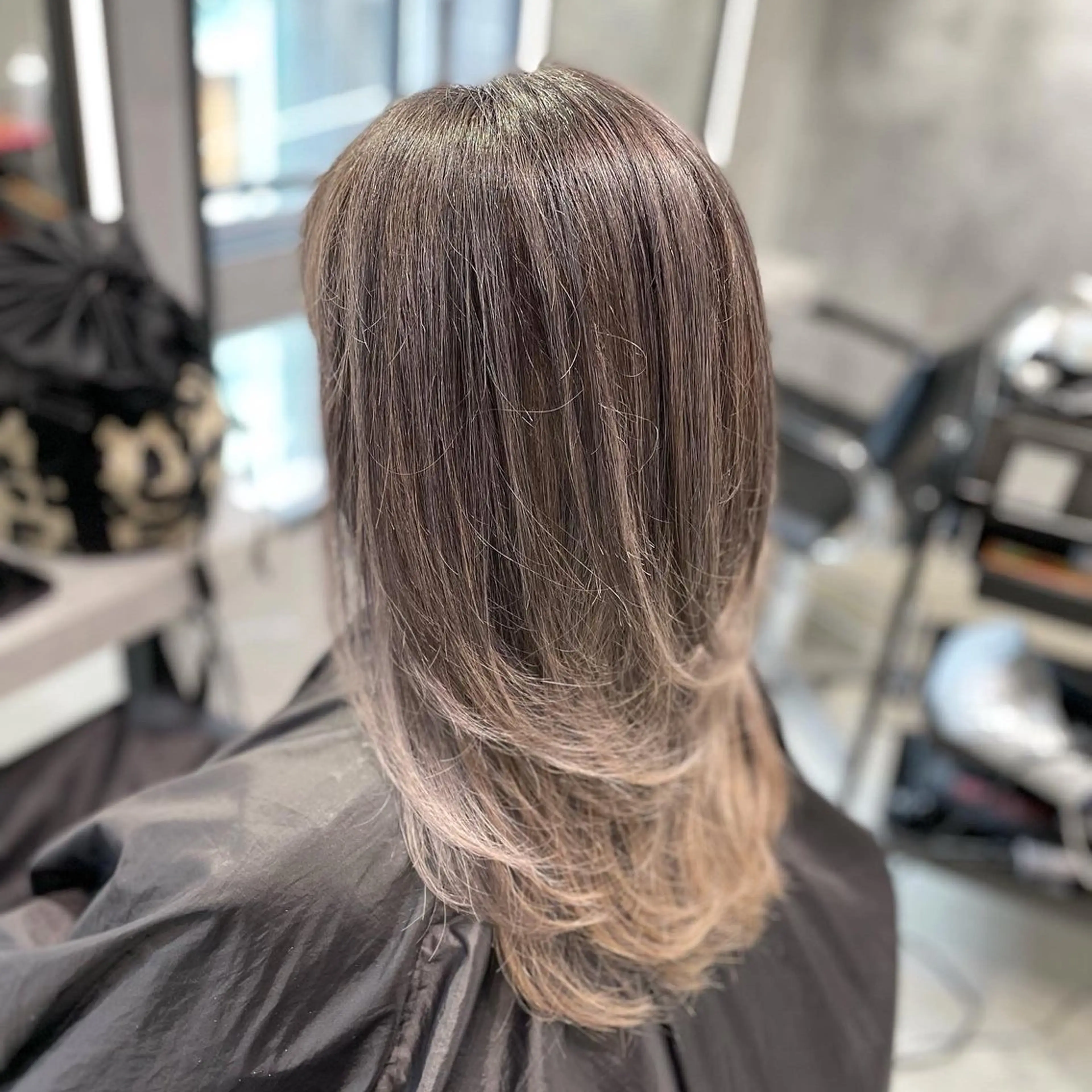 ロング カット ヘアカラー トリートメント メテオ取扱✨美髪 矯正✨HiroNYのヘアスタイル