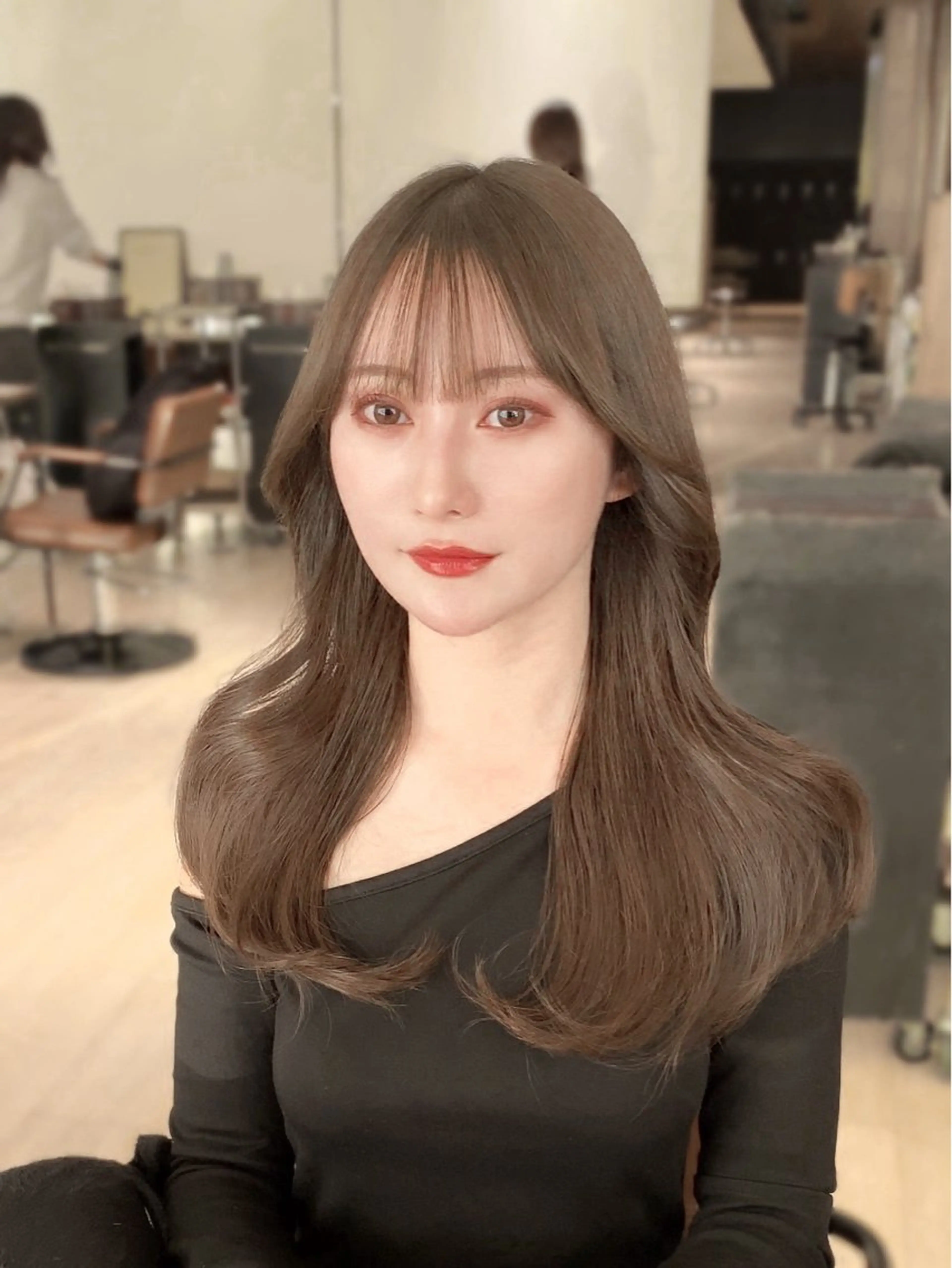 ミディアム カラー ヘアアレンジ カット ヘアカラー トリートメント 最小顔周り&レイヤー 特化/池袋/kokiのヘアスタイル