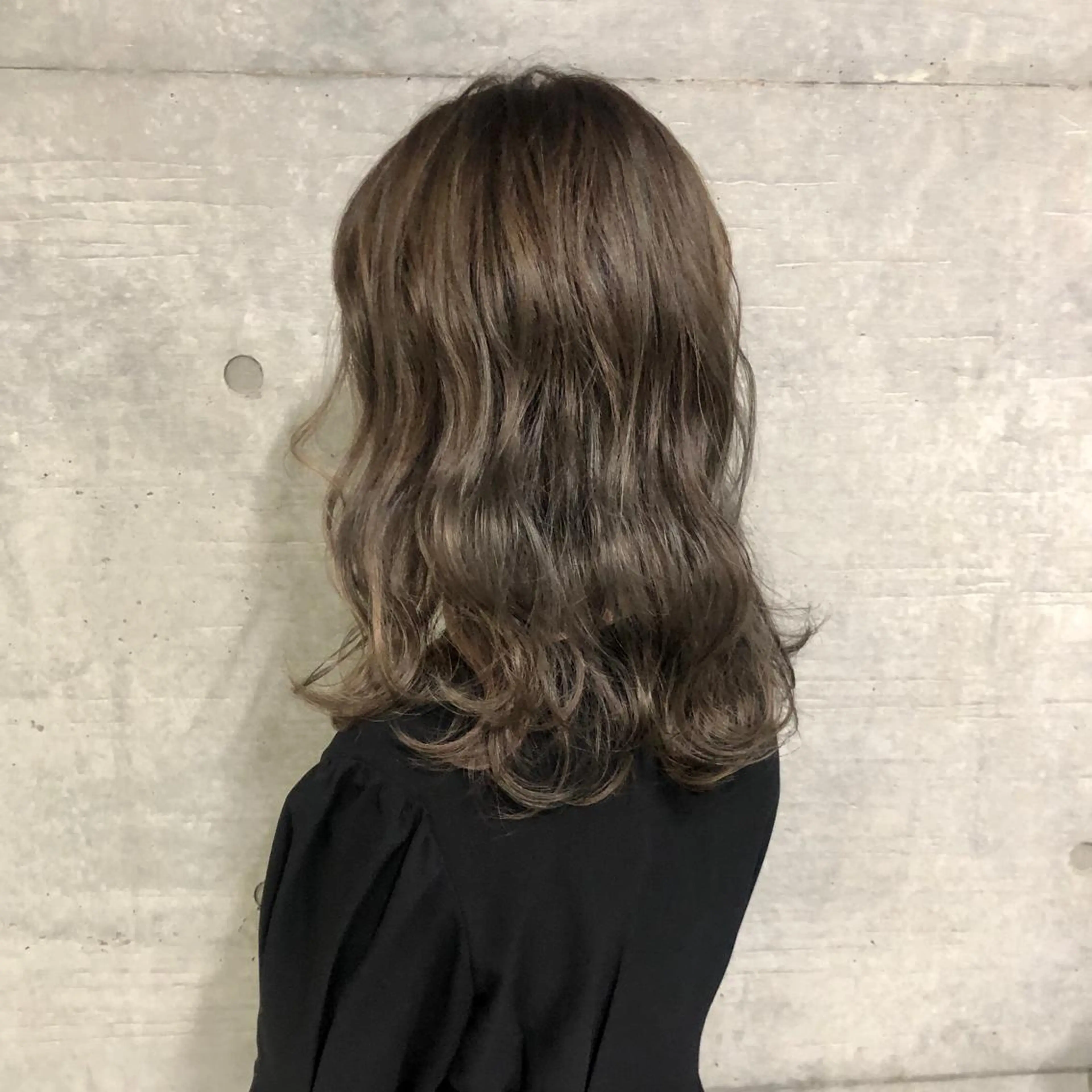 セミロング カラー グレージュ ハイライトカラー ハイライト GrandStory SHIBUYA所属・卒業式お呼ばれ🕊️ ヘアセット✴︎ミキのヘアスタイル
