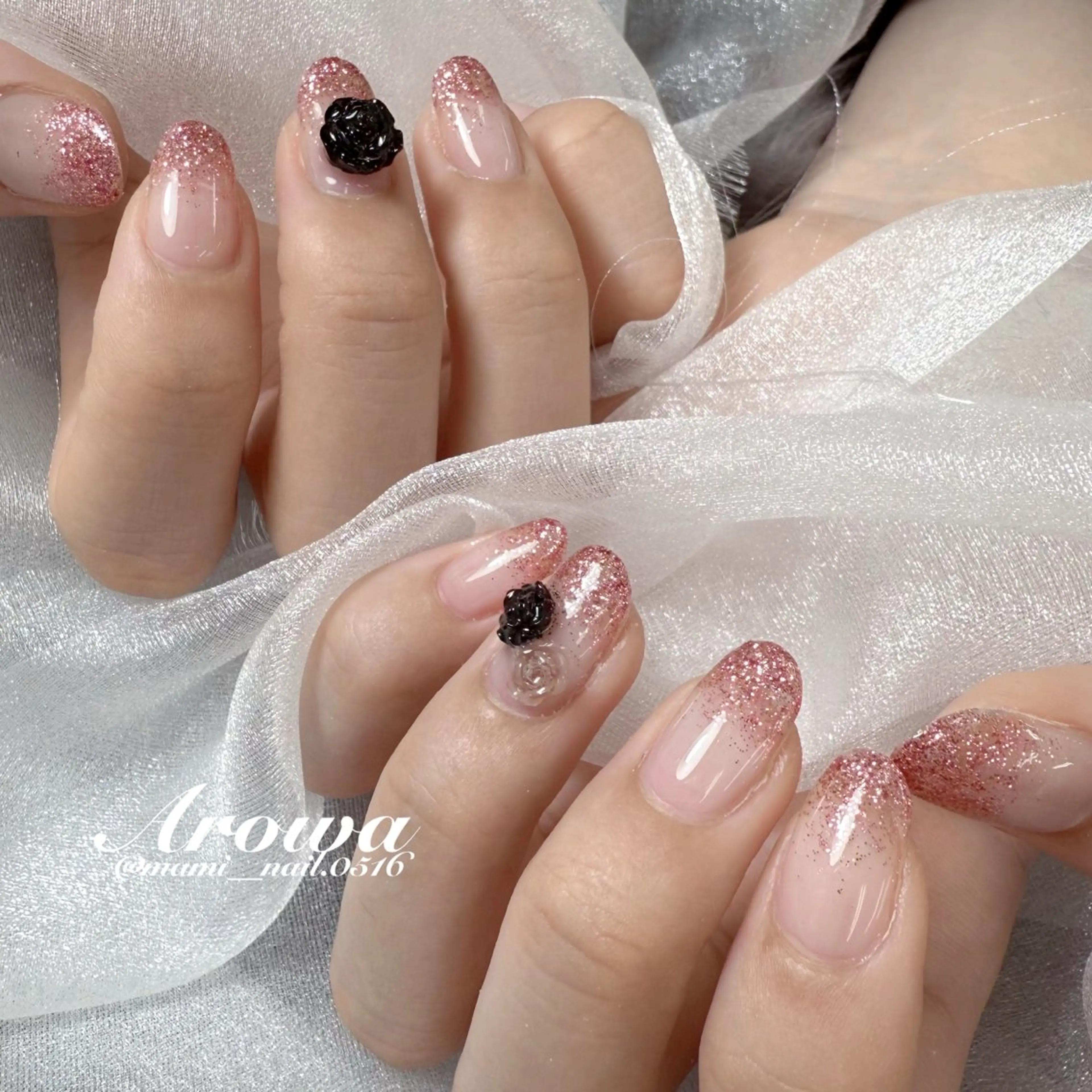 ネイル ガーリー ラメ(グリッター) ピンク ハンドネイル Arowa まみのネイルデザイン
