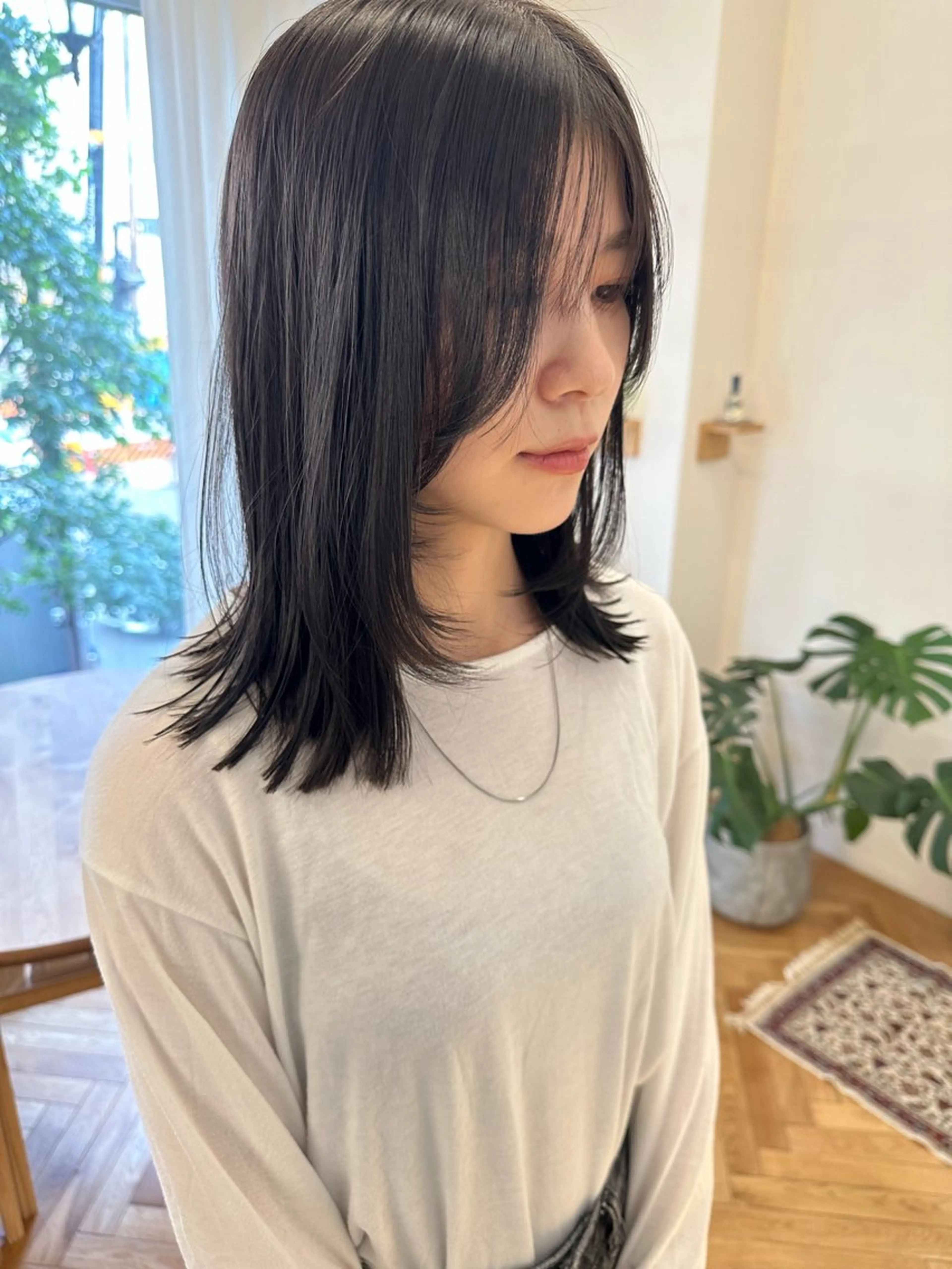 ミディアム カラー ミディアムレイヤー レイヤーカット カット ヘアカラー トリートメント yupi🐈‍⬛ ベージュ/レイヤーのヘアスタイル