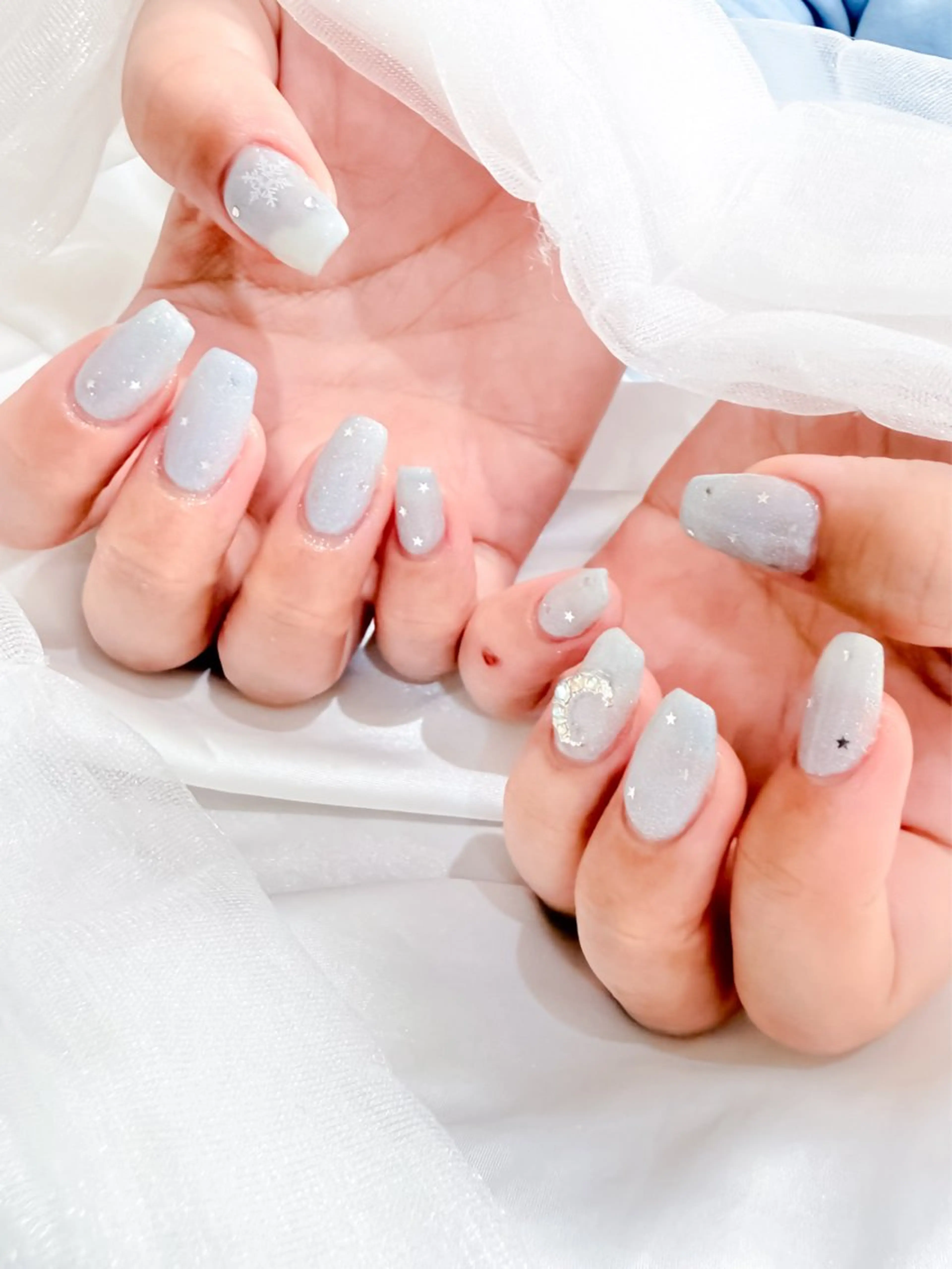 カラー ハンドネイル Lutena💅🏻 伊藤のネイルデザイン