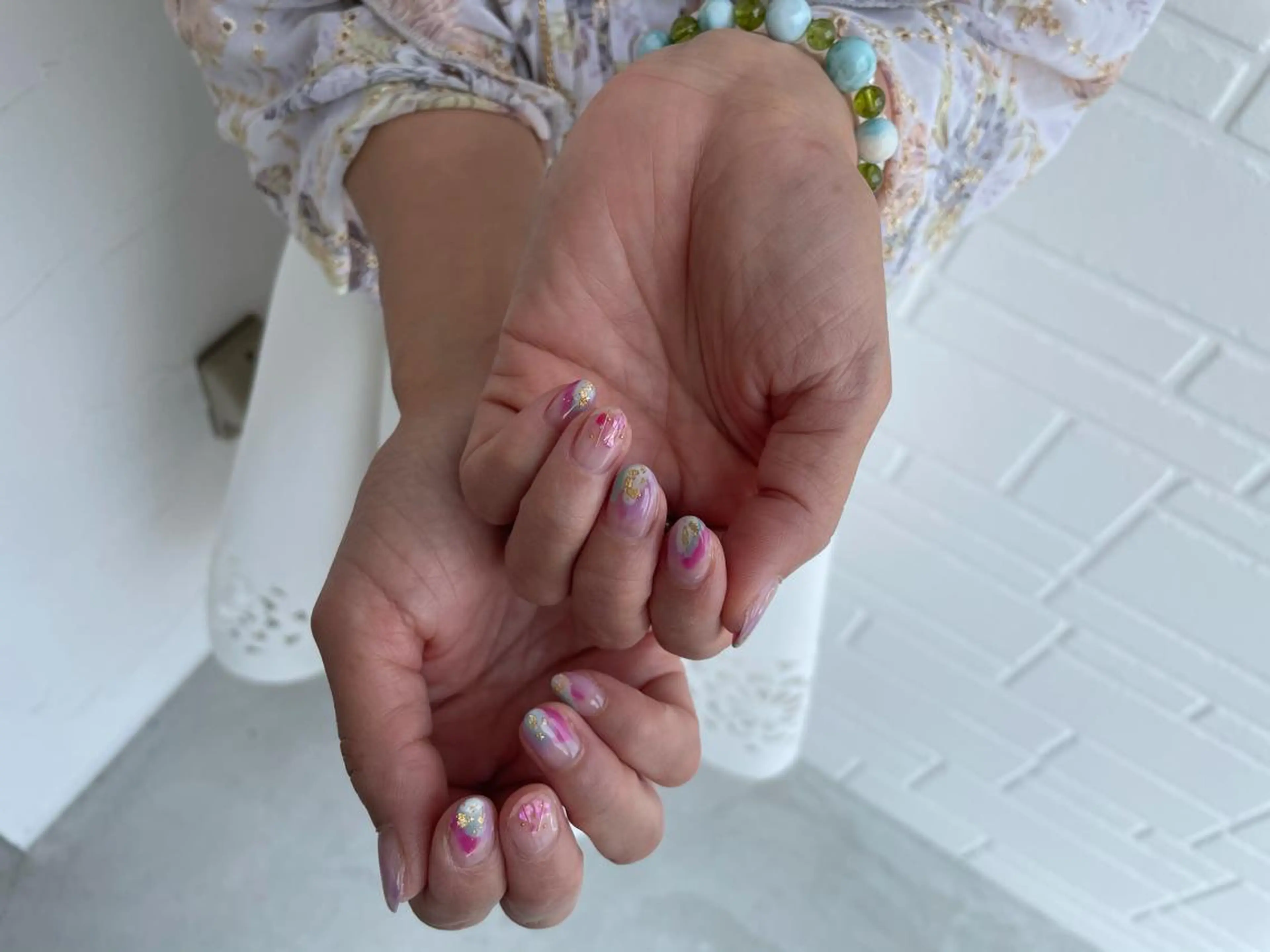 ミディアム ネイル シンプルネイル 夏ネイル ハンドネイル ハンドケア 大田 美笛香のネイルデザイン