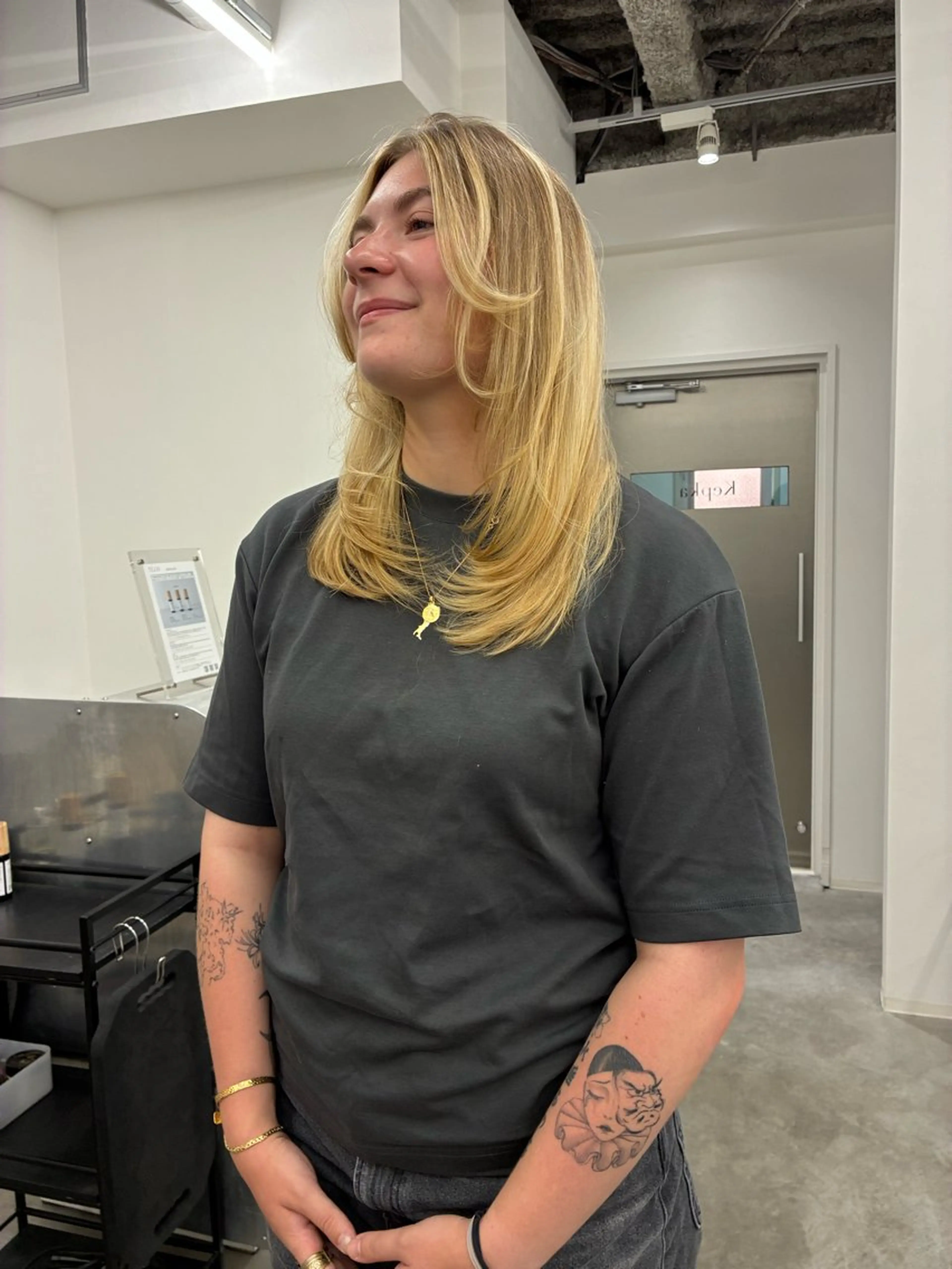 セミロング カット ヘアカラー トリートメント KEPKA ヤマグチ 天神 今泉のヘアスタイル