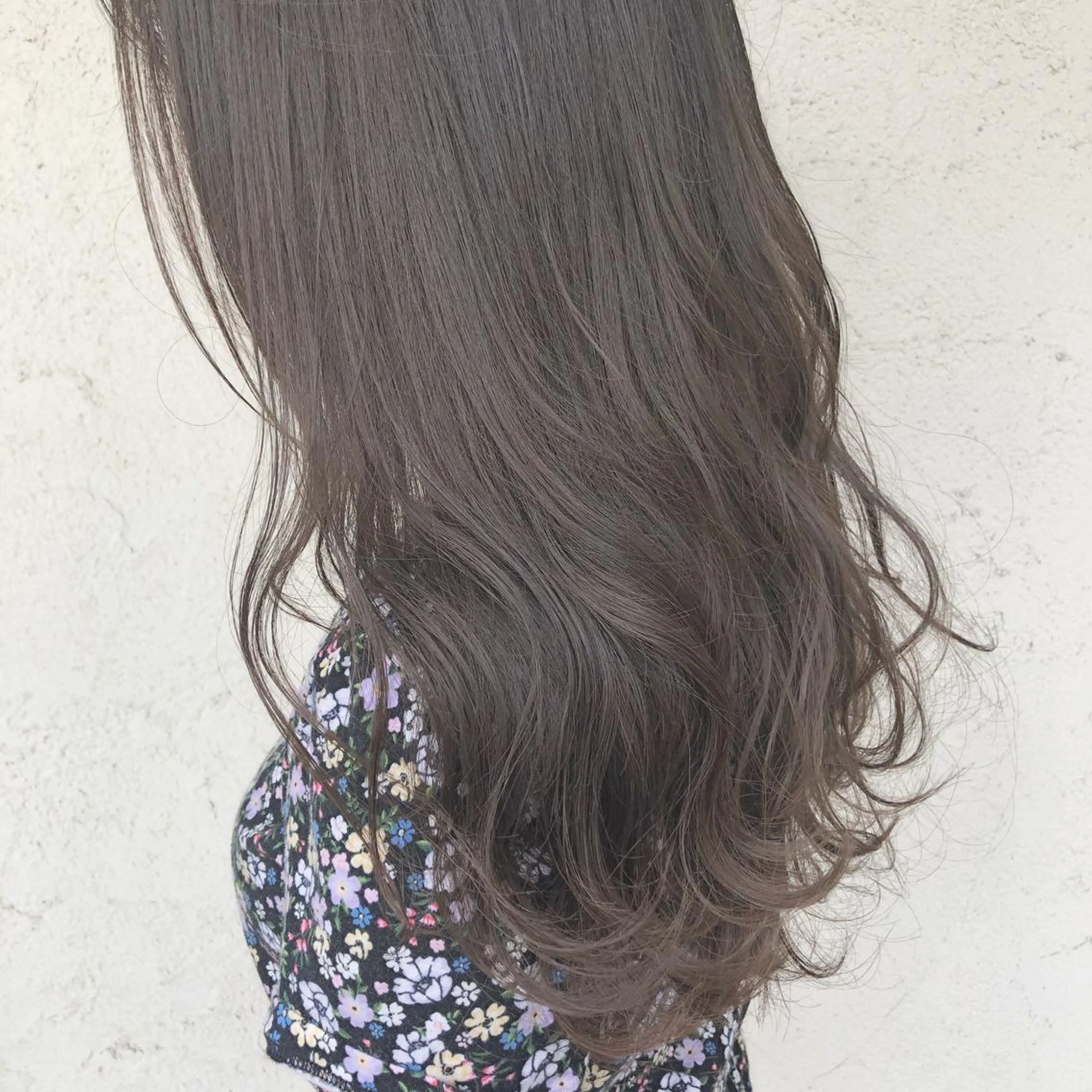 セミロング カラー アディクシーカラー 透明感カラー カット 縮毛矯正 トリートメント ヘアセット 艶髪育成サロン 京橋　shinのヘアスタイル