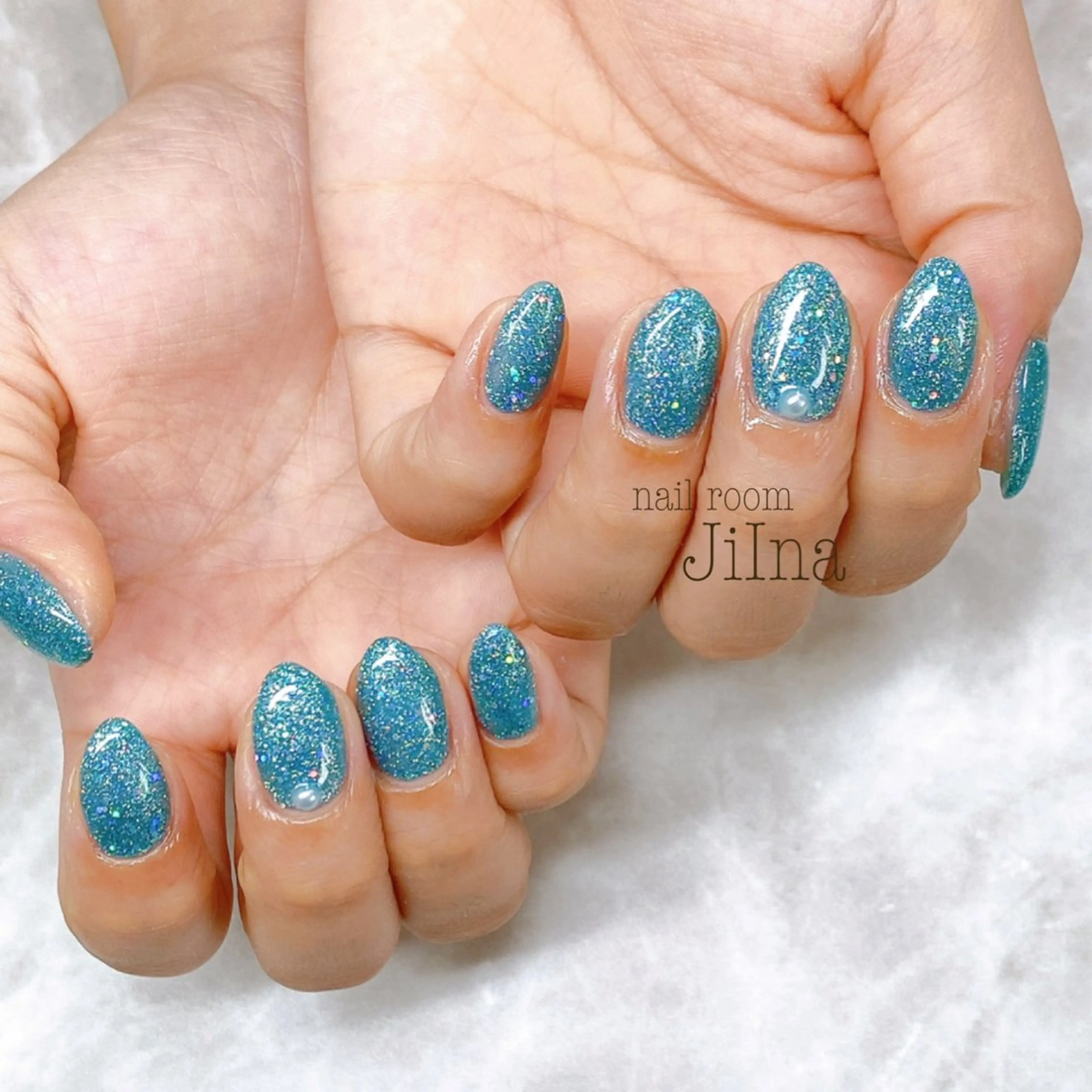 ネイル ワンカラーネイル nail room JiInaのネイルデザイン