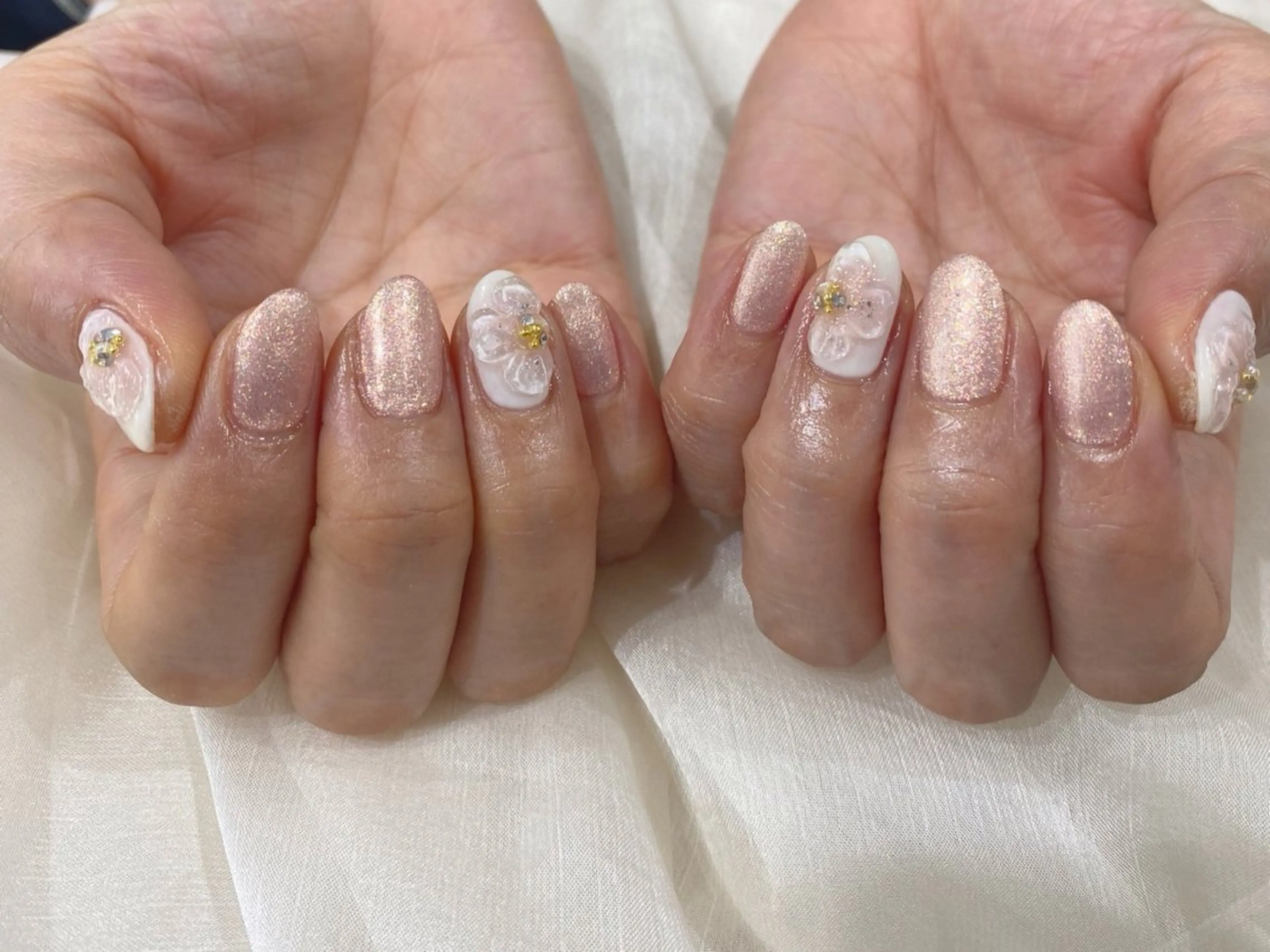 ショート ハンドネイル Nail  R💫 naoのネイルデザイン