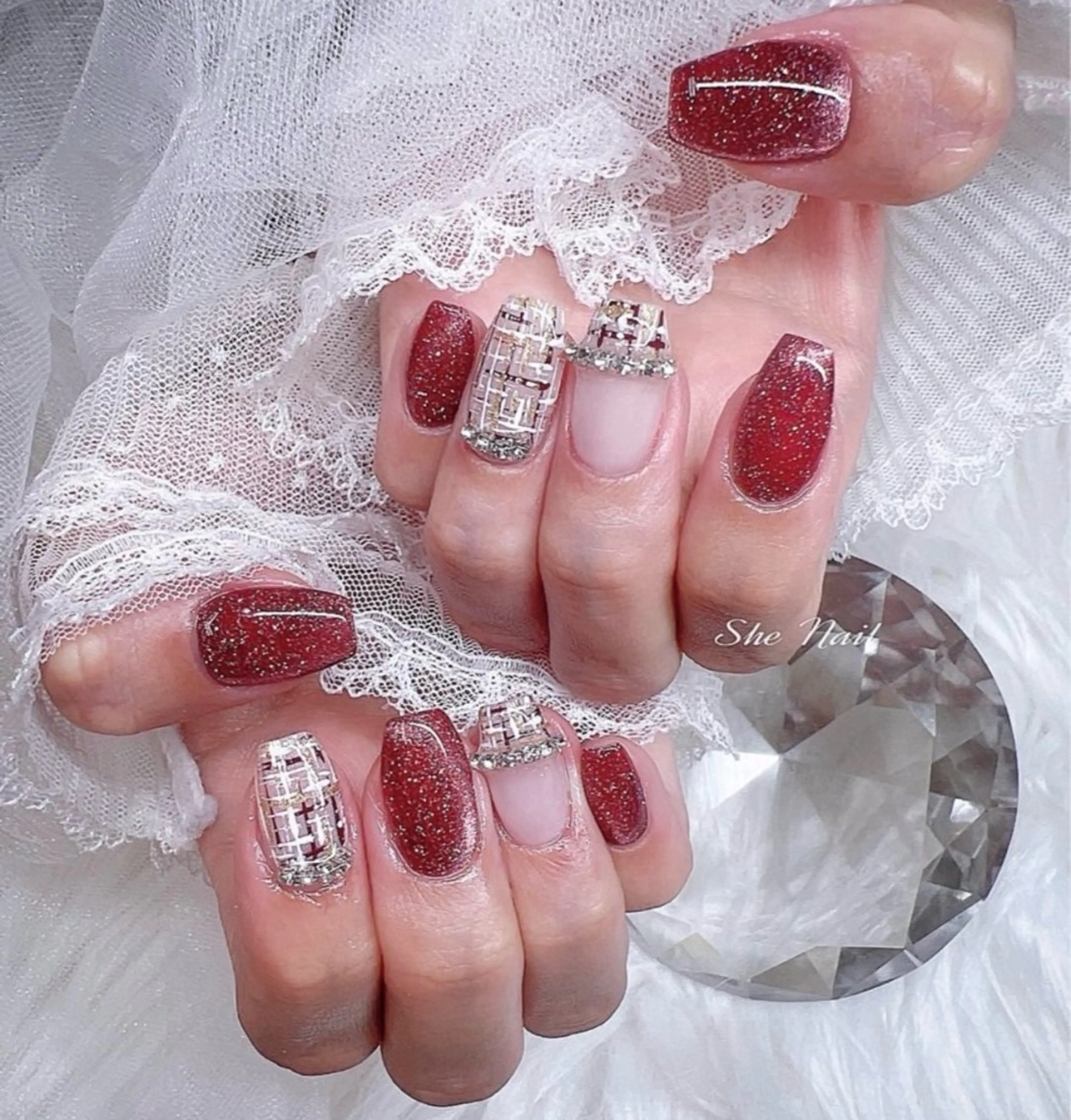 ネイル ハンドネイル She_nail所属・ELSA_ Bellaのネイルデザイン