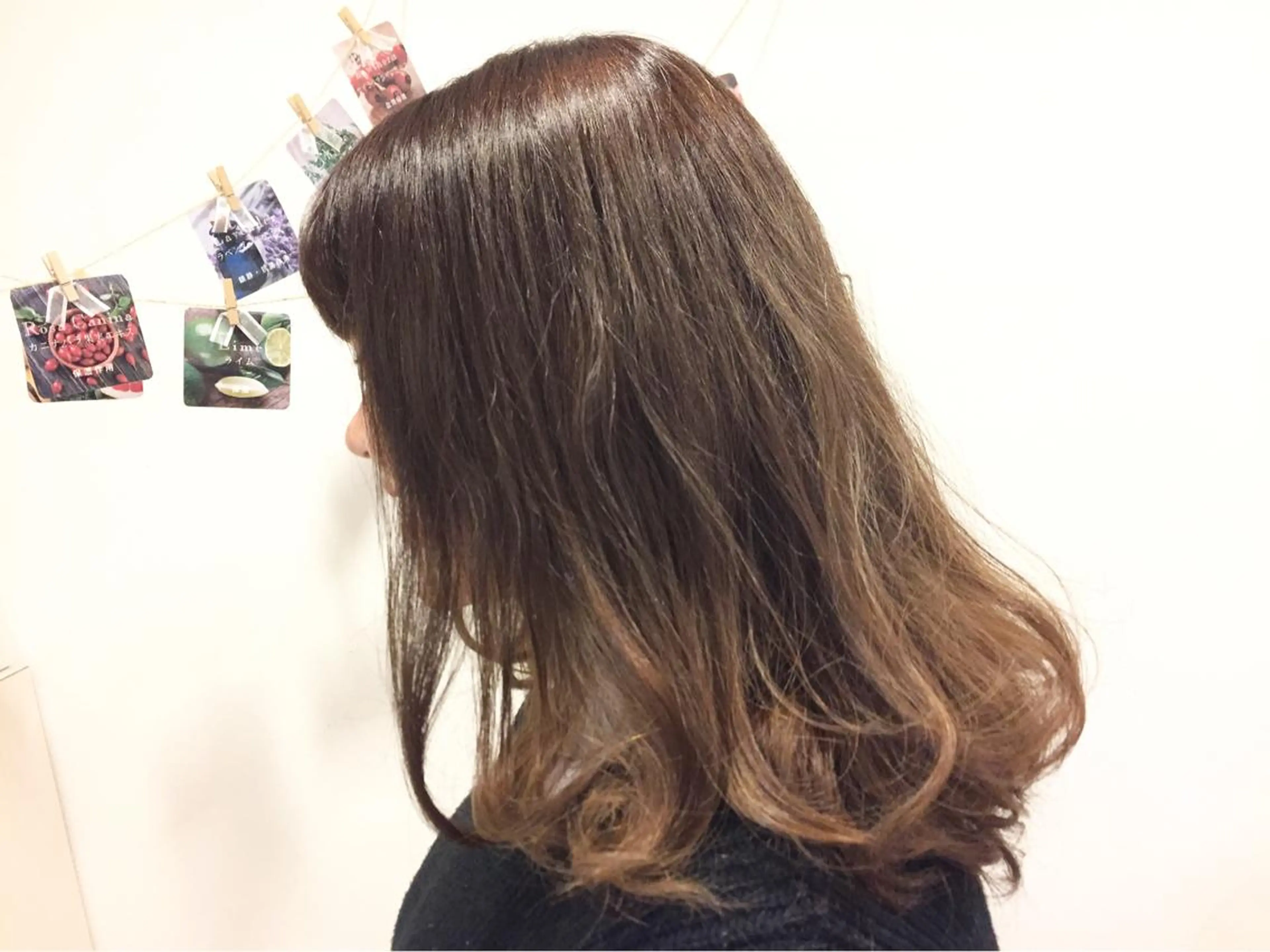 ミディアム カラー ベージュカラー グラデーションカラー 松本 美香のヘアスタイル