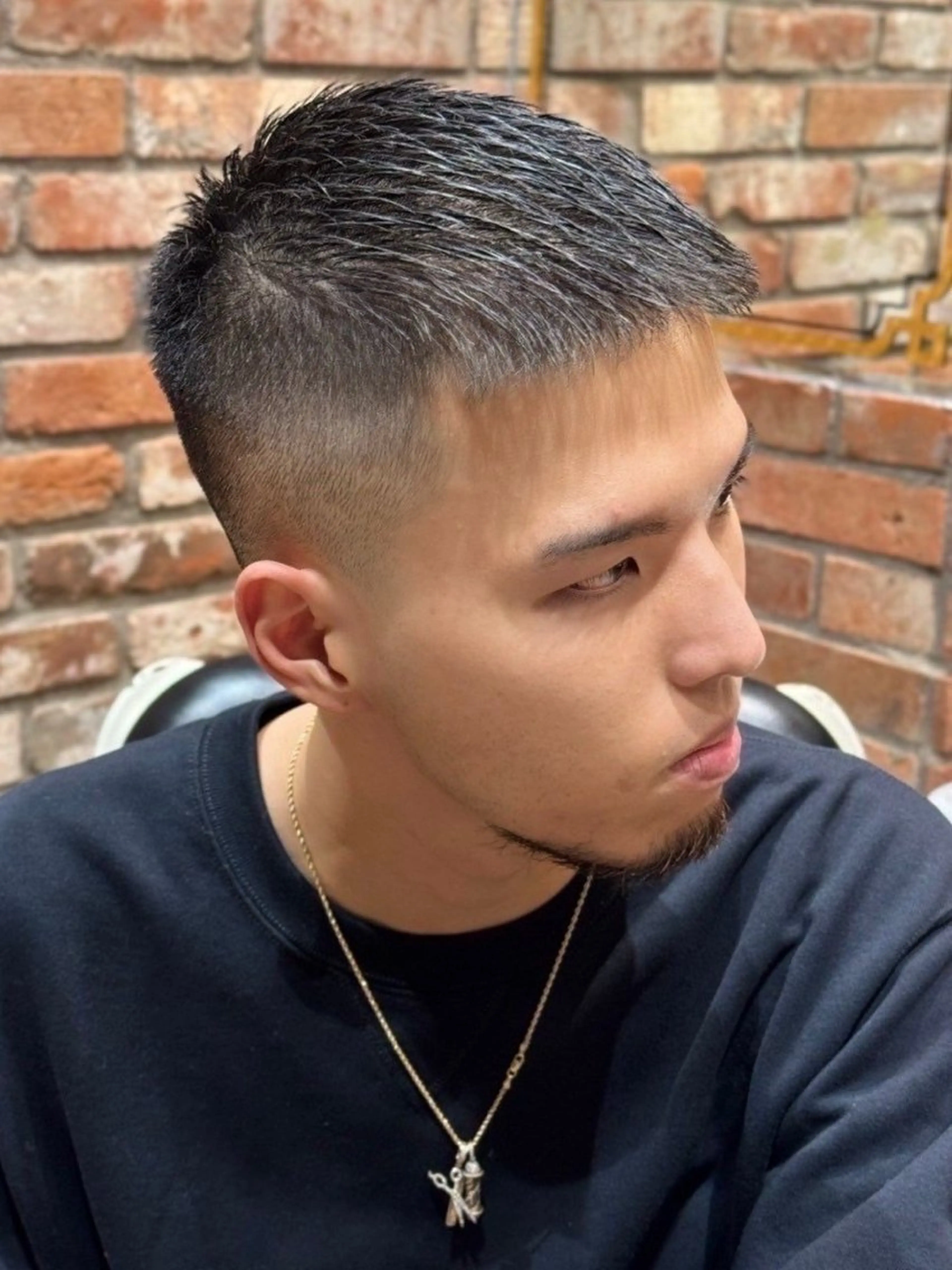 ショート 阿賀 佑季のヘアスタイル