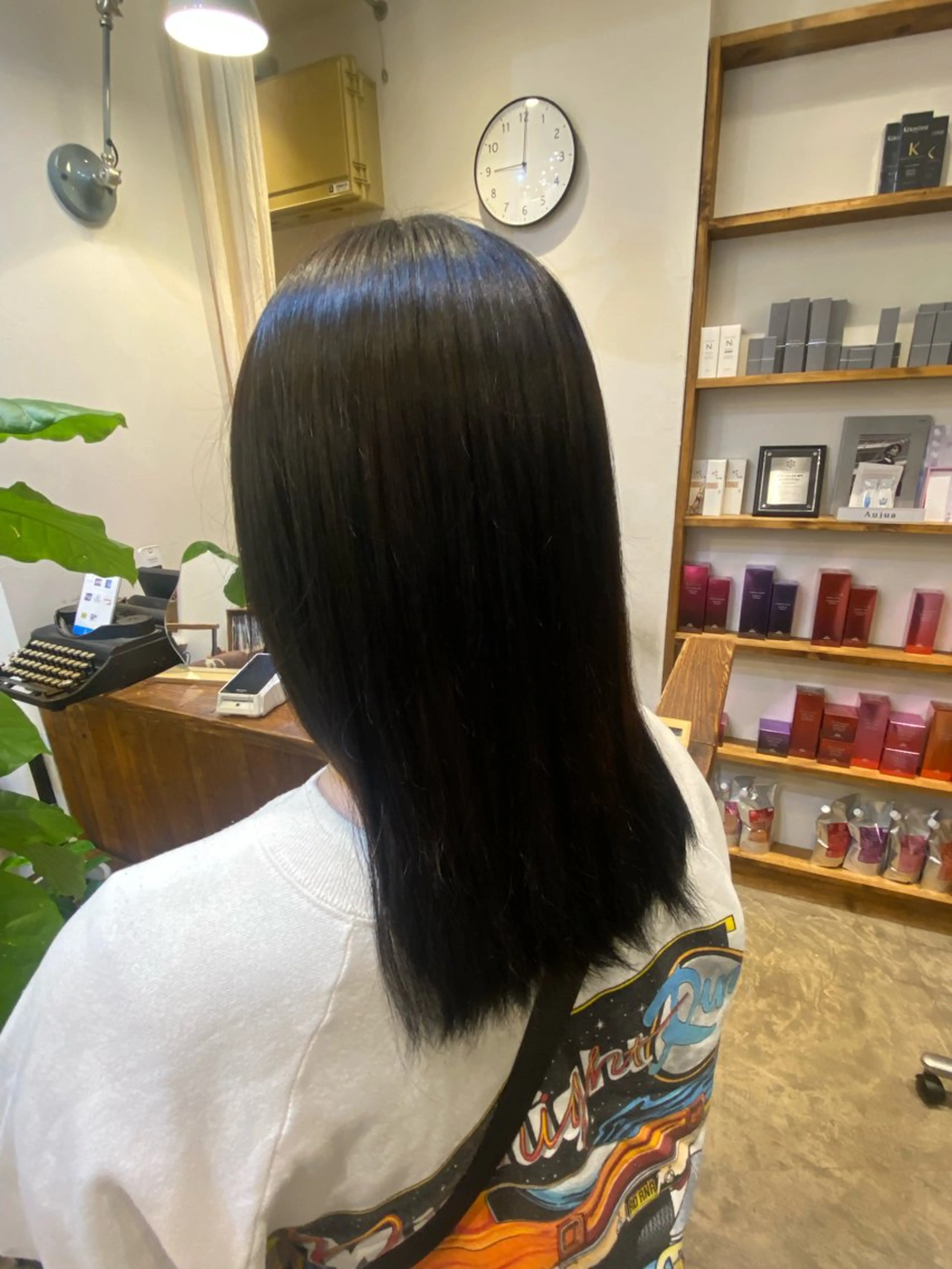 カラー 小森田　果怜 縮毛矯正、カラーのヘアスタイル