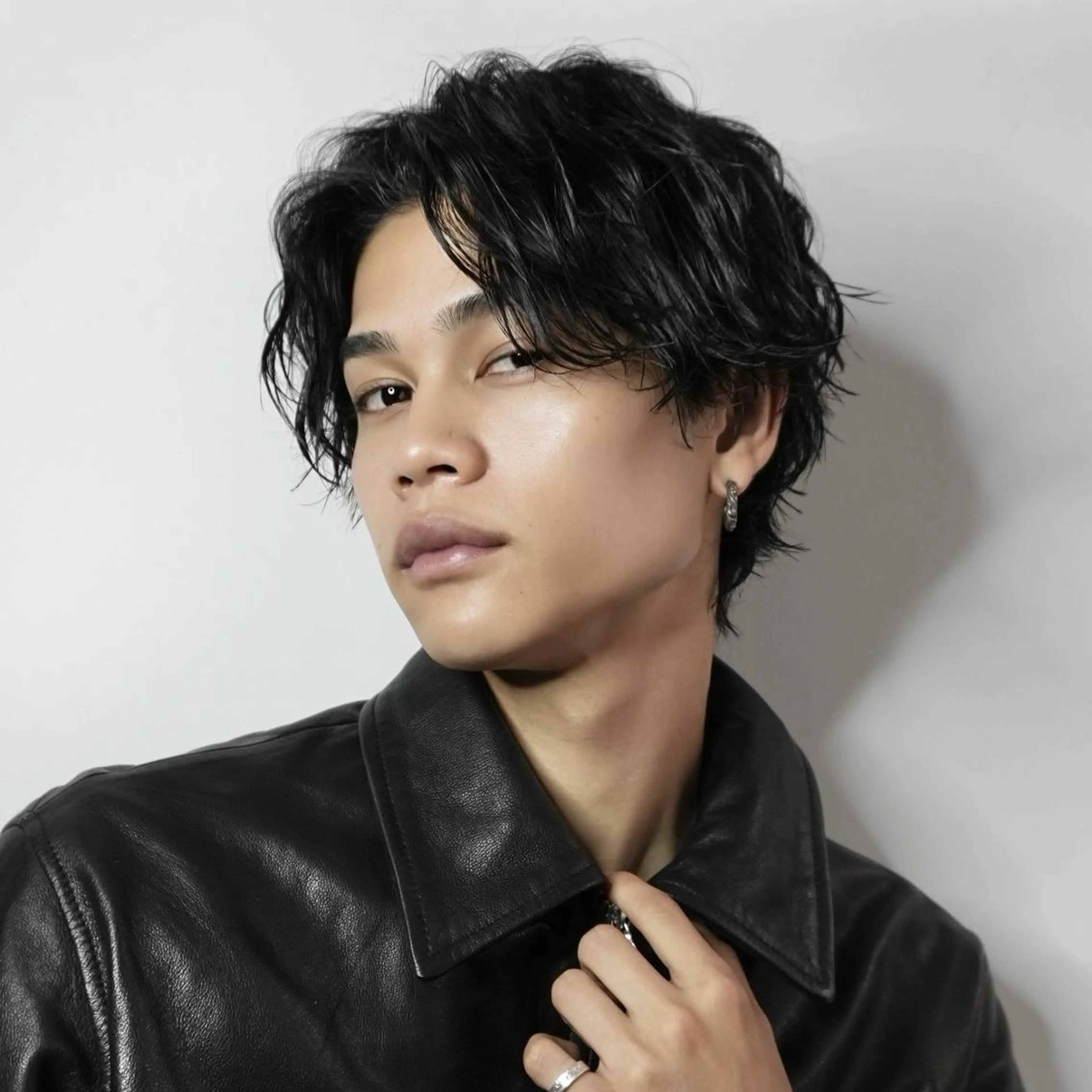 ミディアム メンズ パーマ カット パーマ メンズパーマ職人 クボタサトルのヘアスタイル
