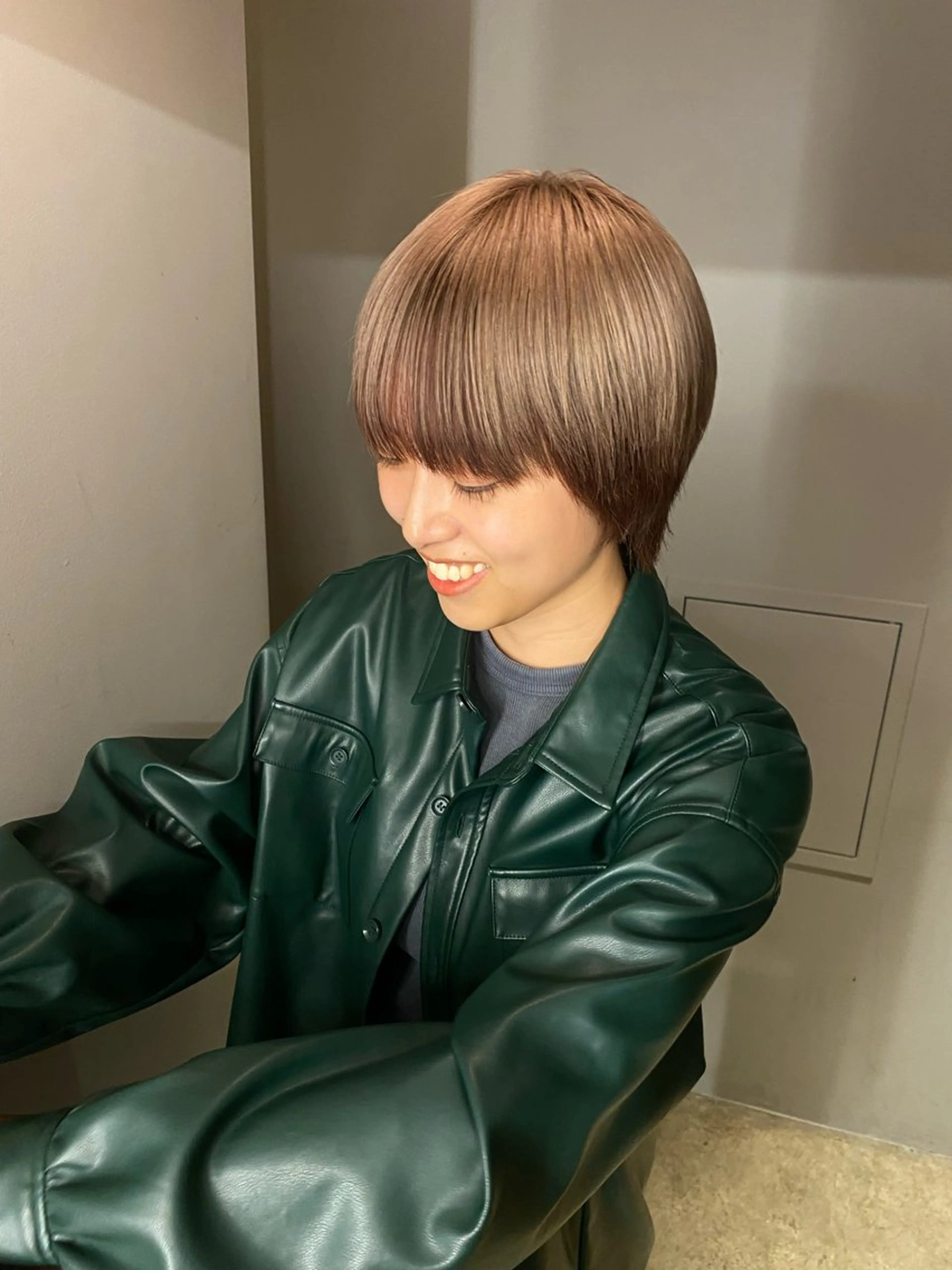 ショート ヘアカラー 似合わせカット カラー🪿 moeのヘアスタイル