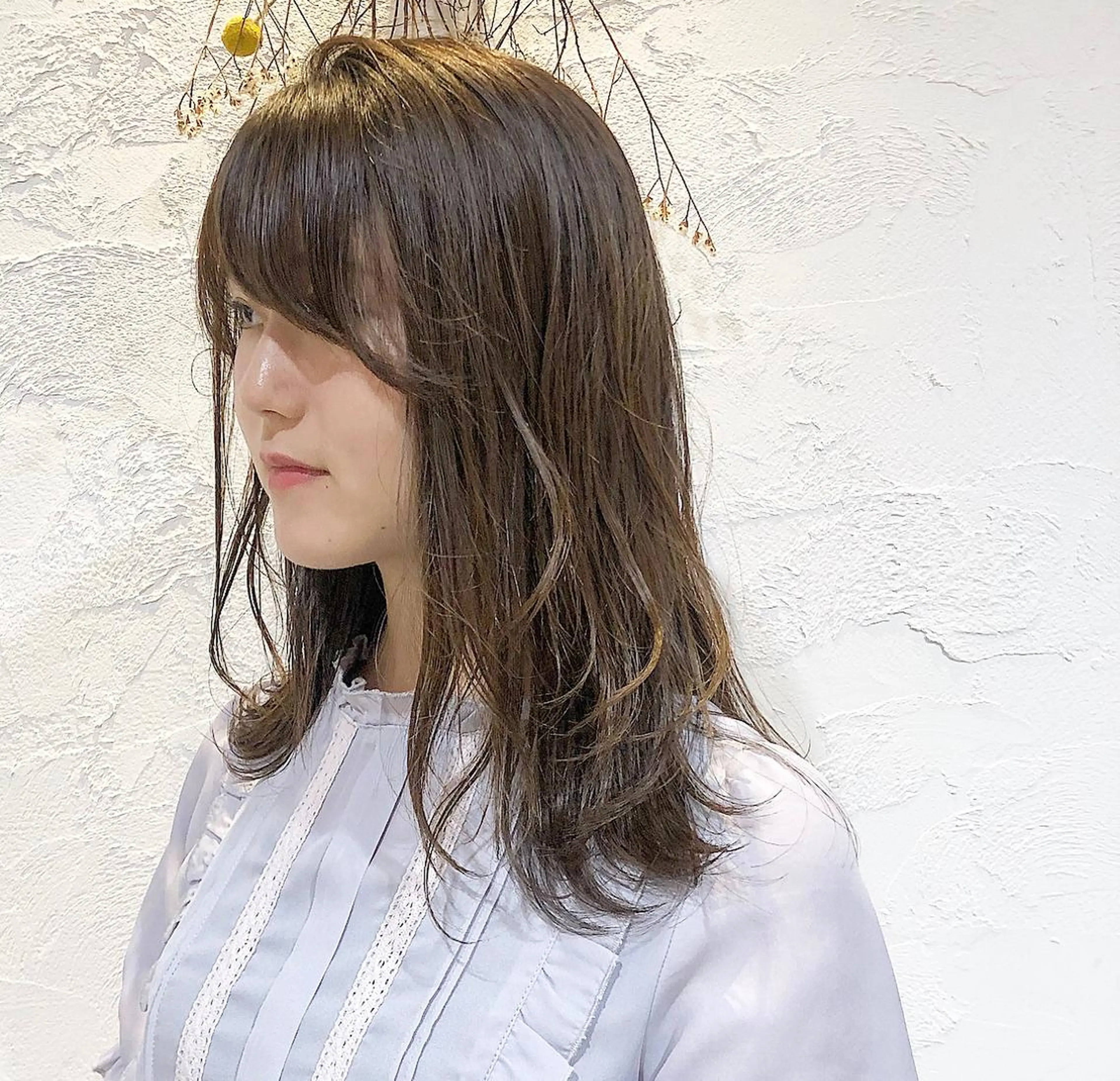 セミロング カラー 圧倒的透明感カラー nana🦕のヘアスタイル