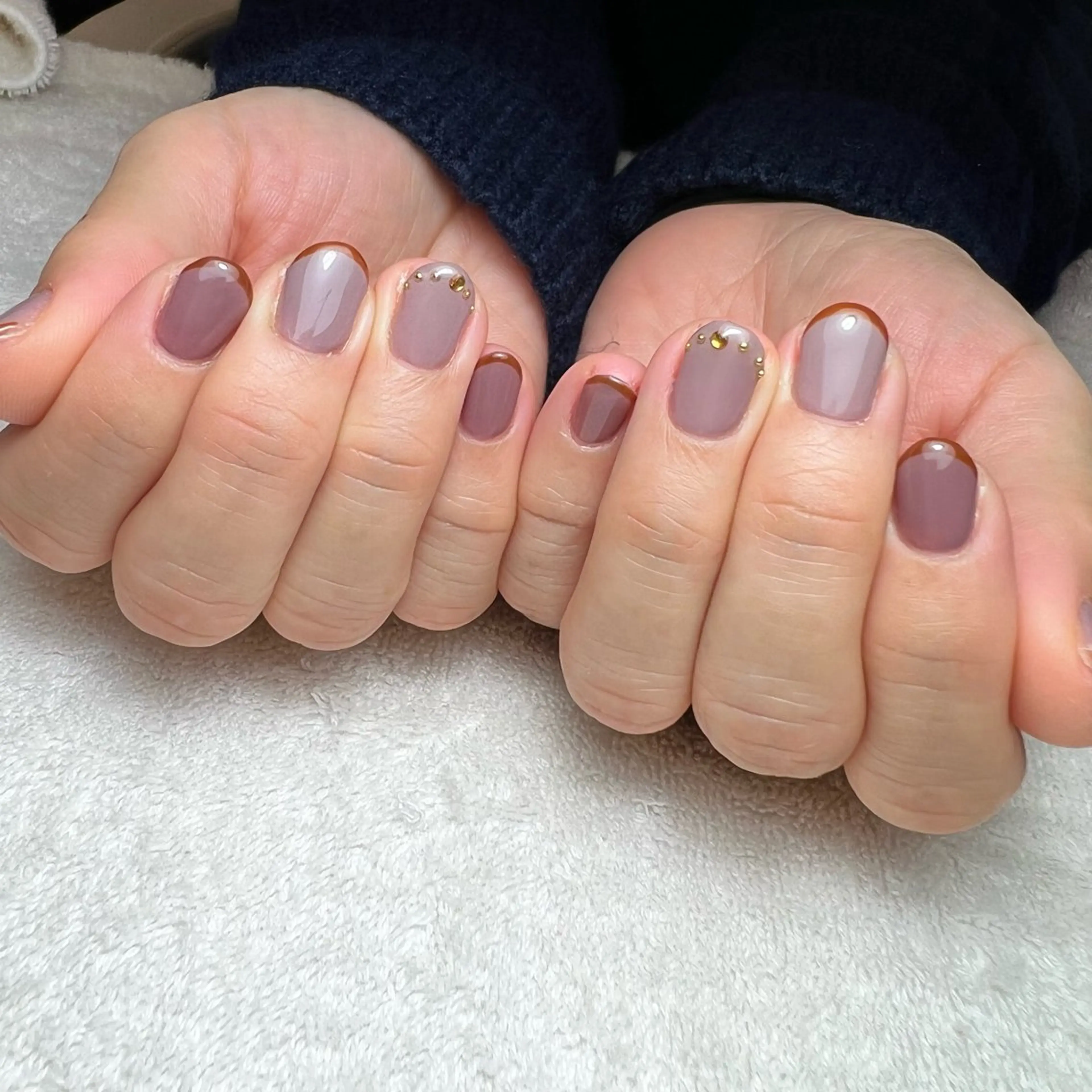 ネイル ブラウン フレンチネイル ショートネイル ハンドネイル COCO+所属・COCO +のエステ・リラクイメージ