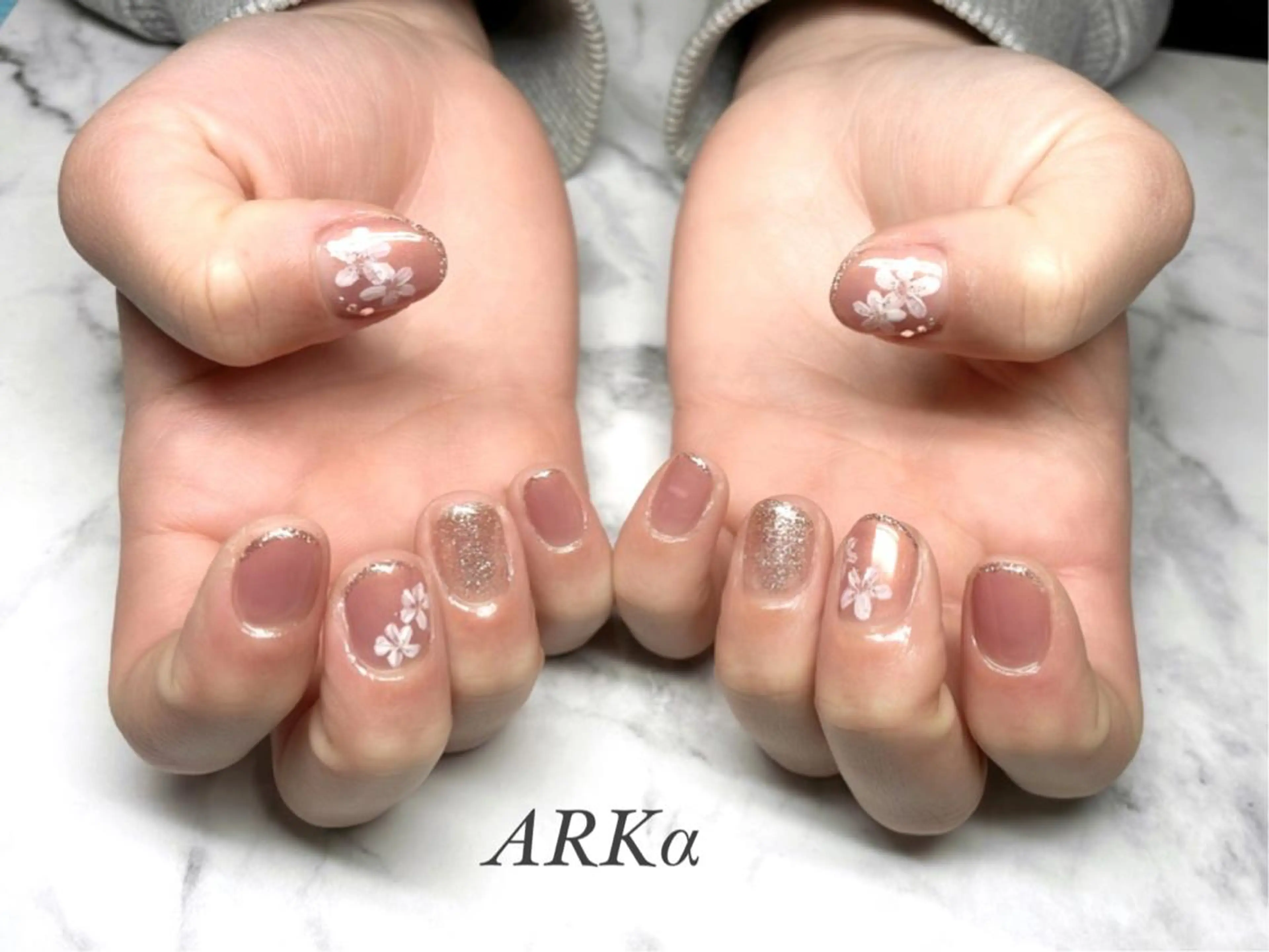 ネイル ハンドネイル ARKα Nishiのネイルデザイン