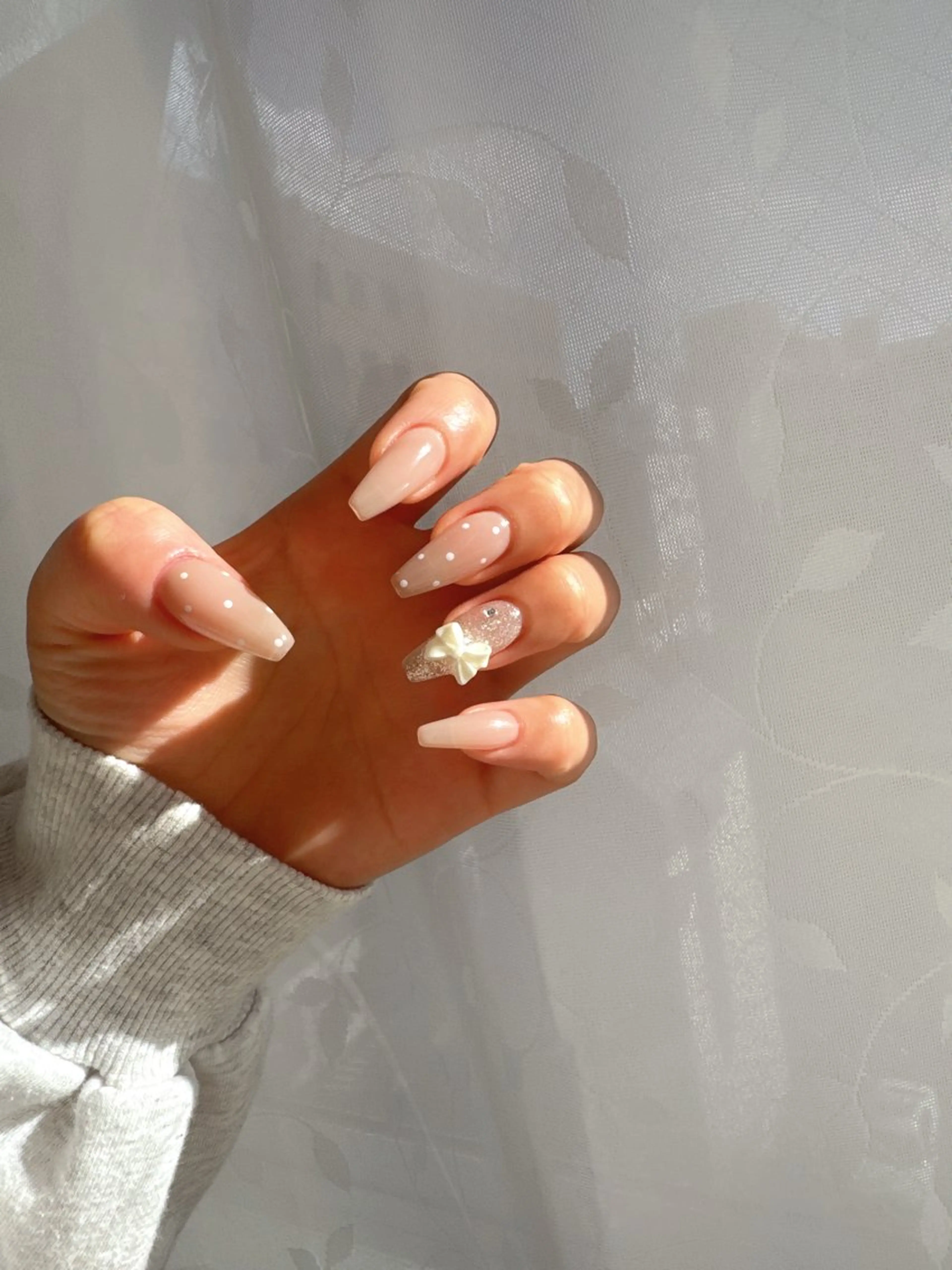 ネイル フレンチネイル ガラスフレンチ ロングネイル マグネットネイル ニュアンスネイル ハンドネイル XIMINANAIL &EYE北堀江店のネイルデザイン