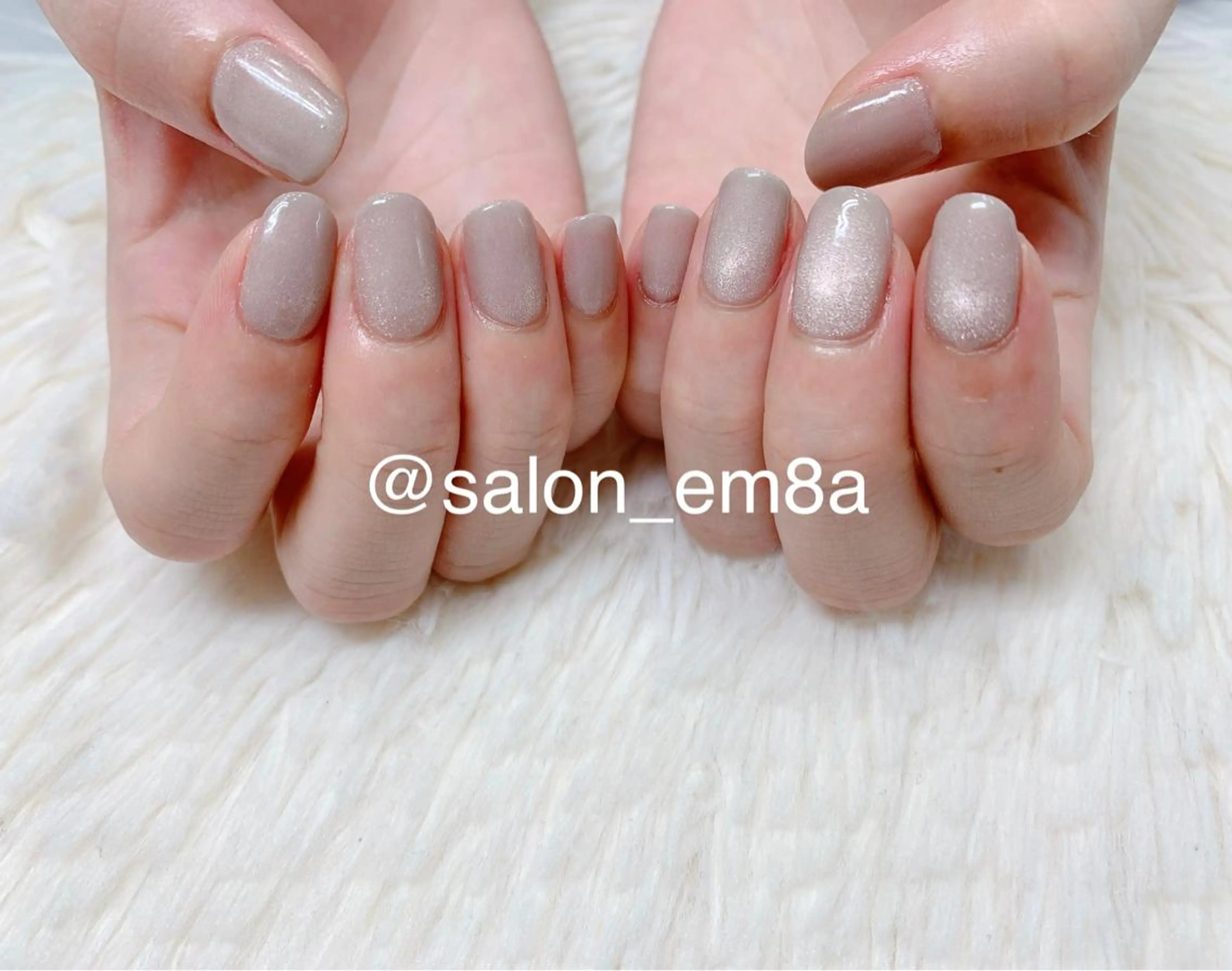 ネイル ジェルネイル マグネットネイル ハンドネイル salon EM&A emiのネイルデザイン