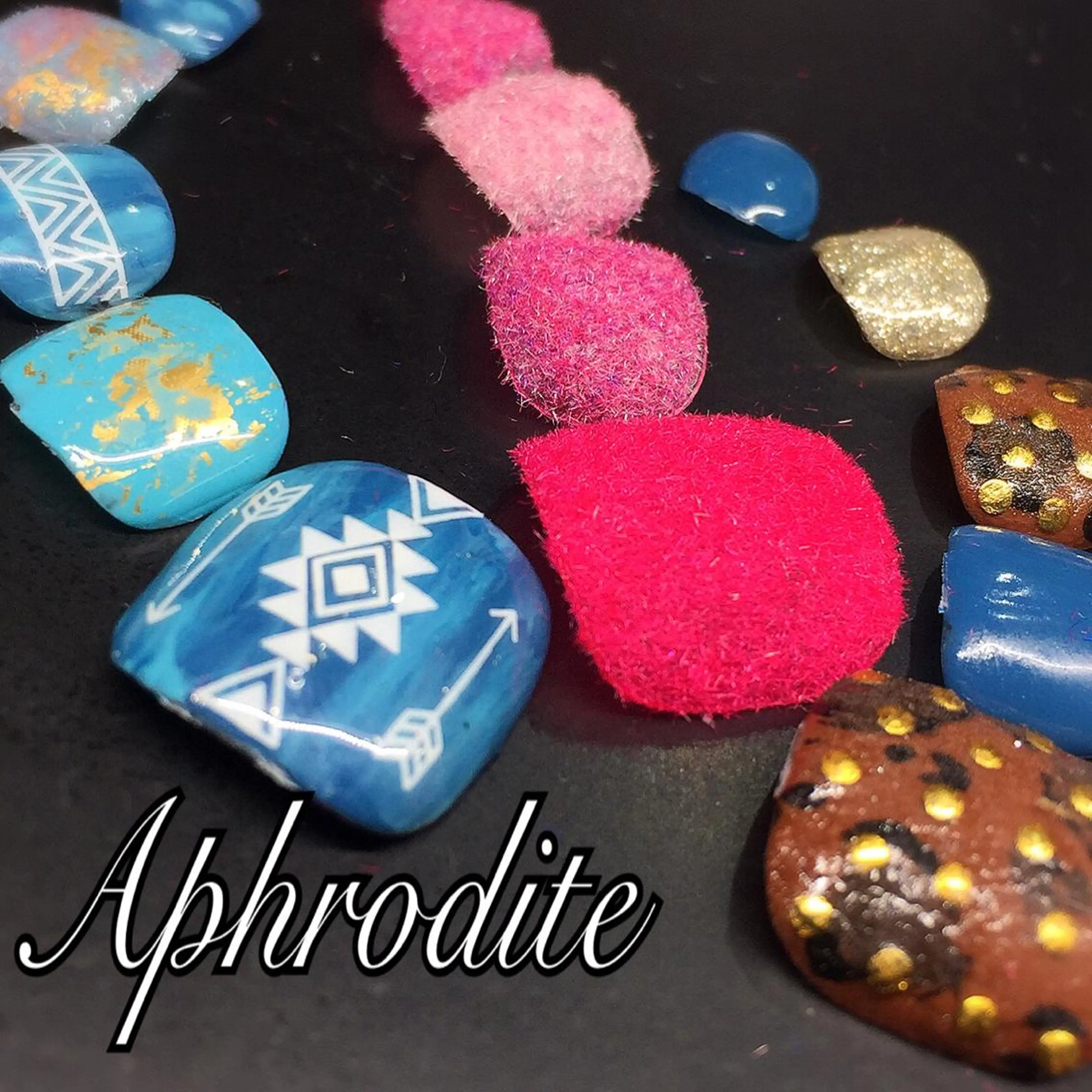 ネイル アニマル柄 アートネイル APHRODITE Nagisaのネイルデザイン
