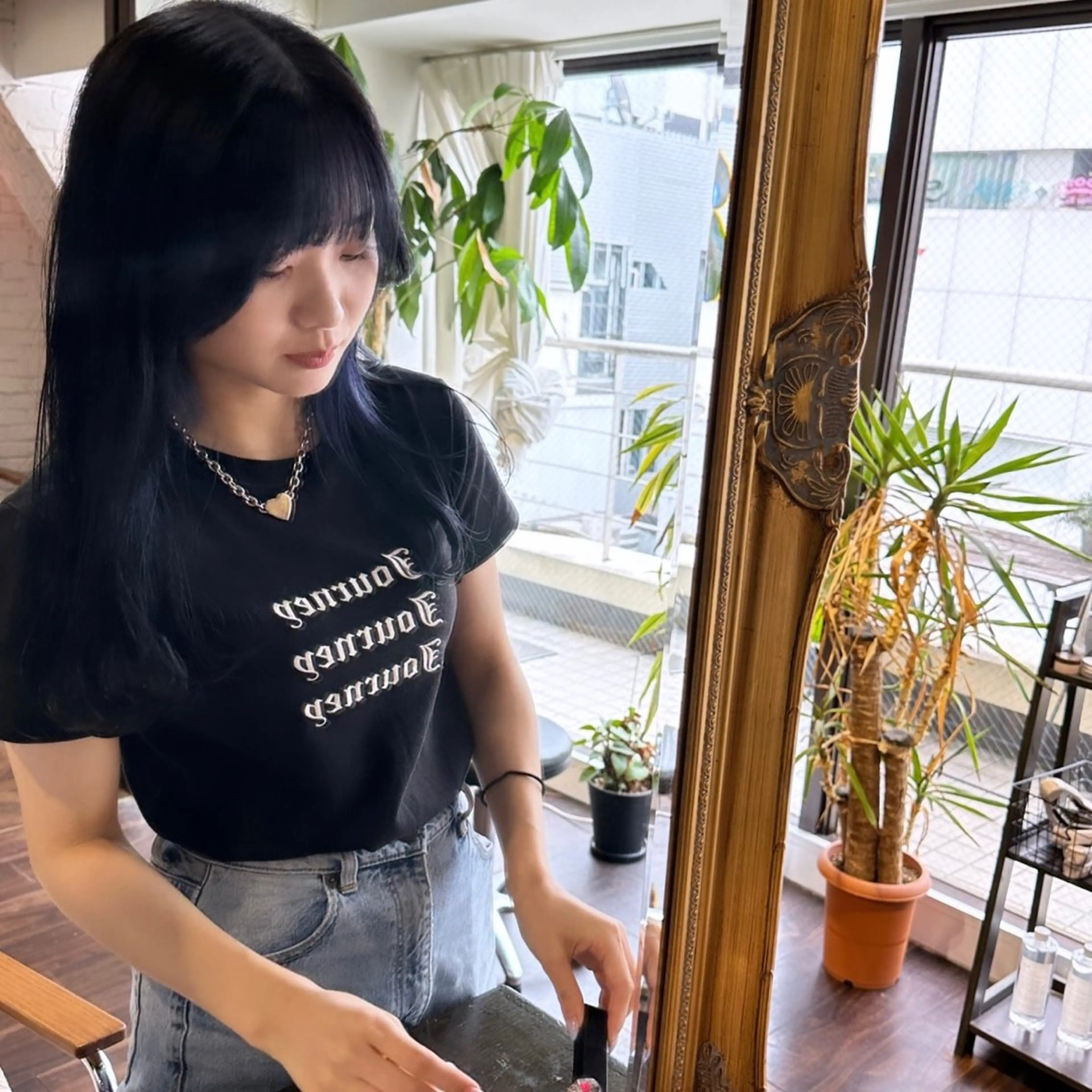 セミロング カラー ベージュカラー デザインカラー ダブルカラー ハイトーンカラー イルミナカラー ヘアカラー トリートメント 心斎橋ダブルカラー ボブ/レイヤーのヘアスタイル